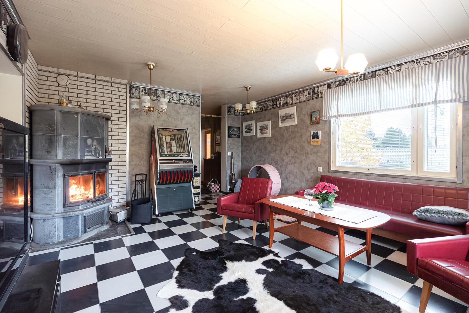 Kuumolankatu 12, Nummenkärki, Hyvinkää