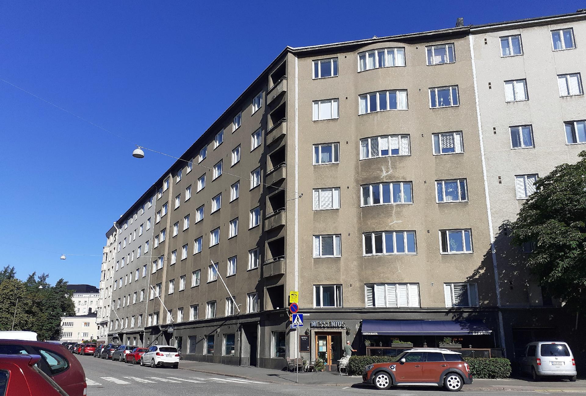 julkisivu