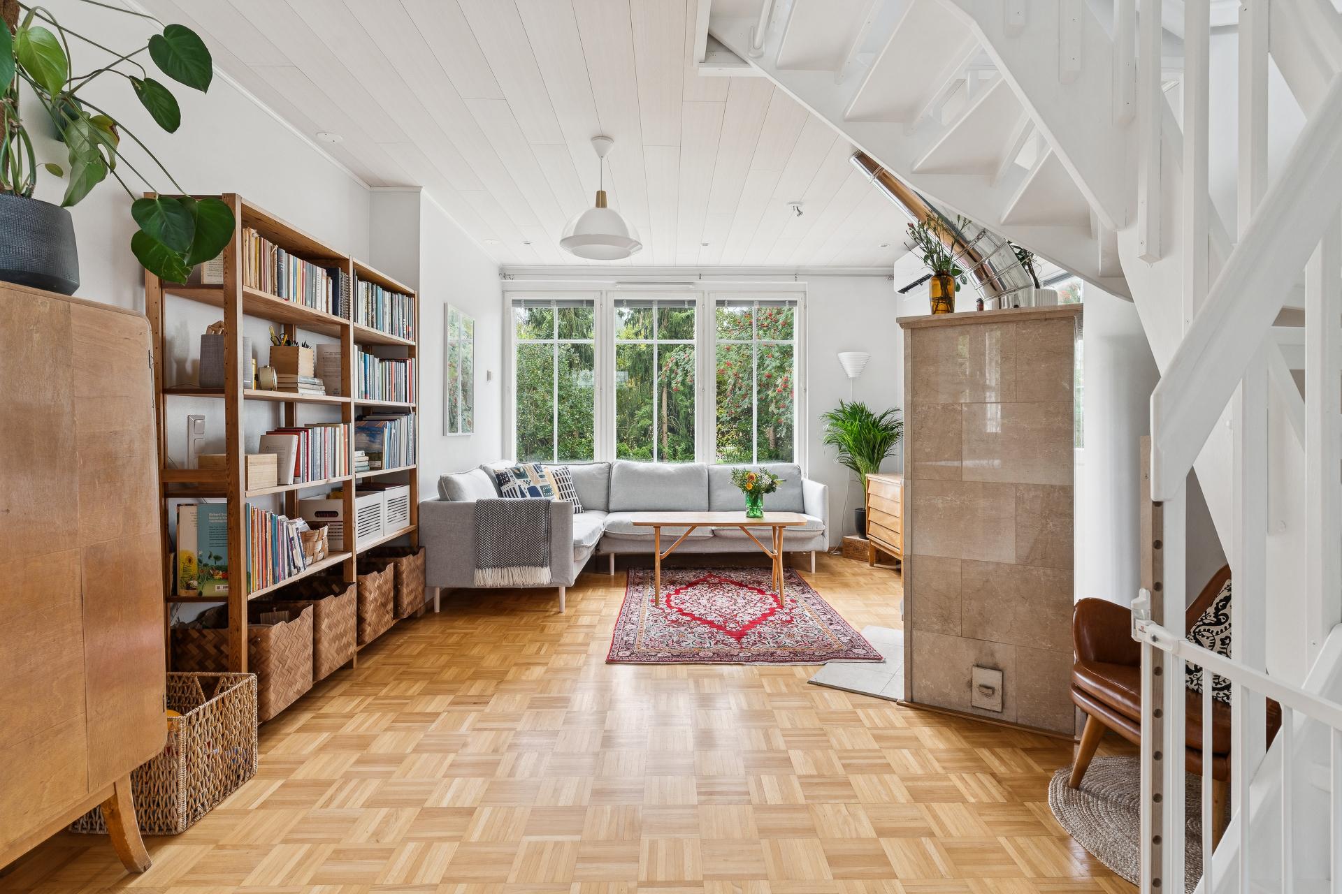 Kastanjatie 12, Tapaninvainio, Helsinki