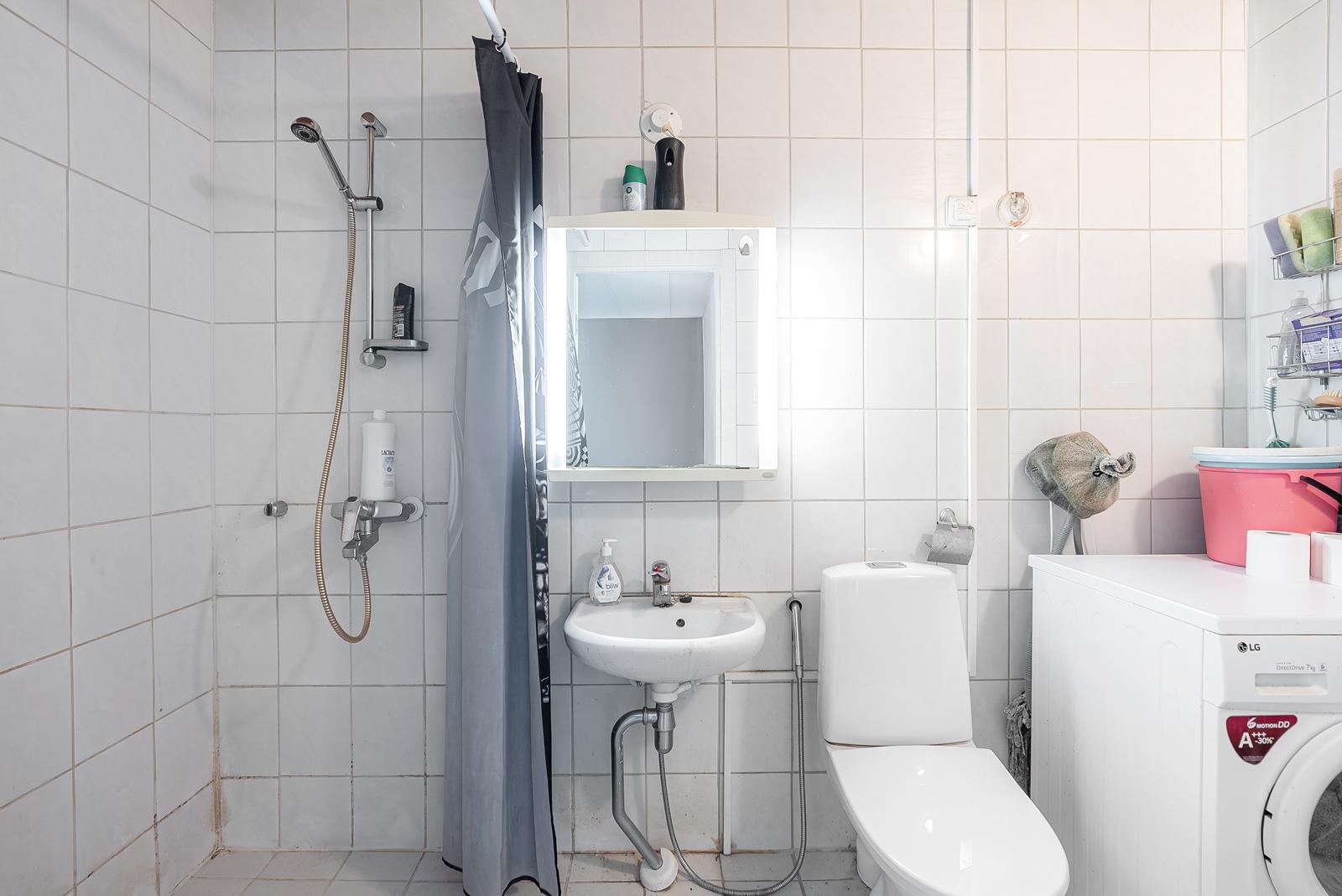 Kansakoulunkatu 20, Keskusta, Järvenpää