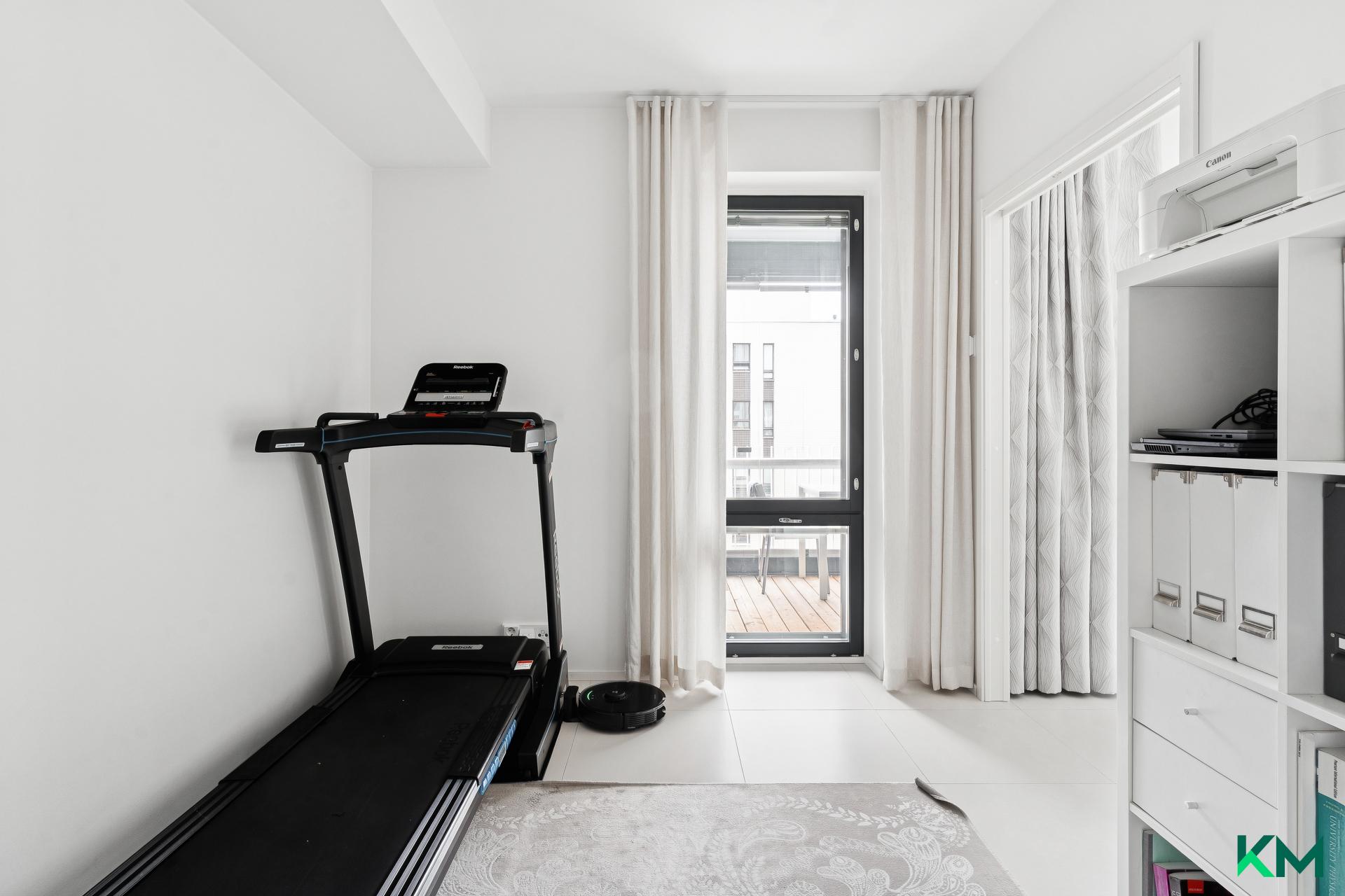 Länsituuli 10, Tapiola, Espoo