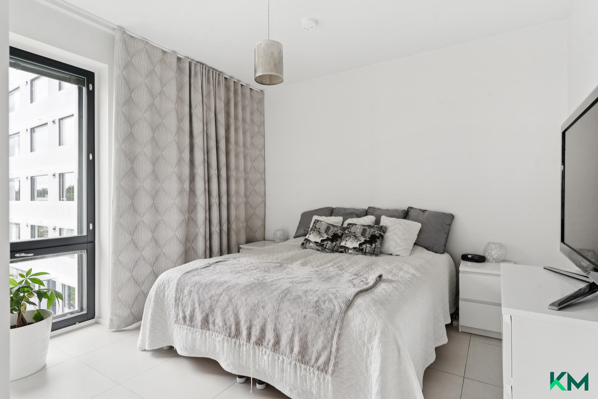 Länsituuli 10, Tapiola, Espoo