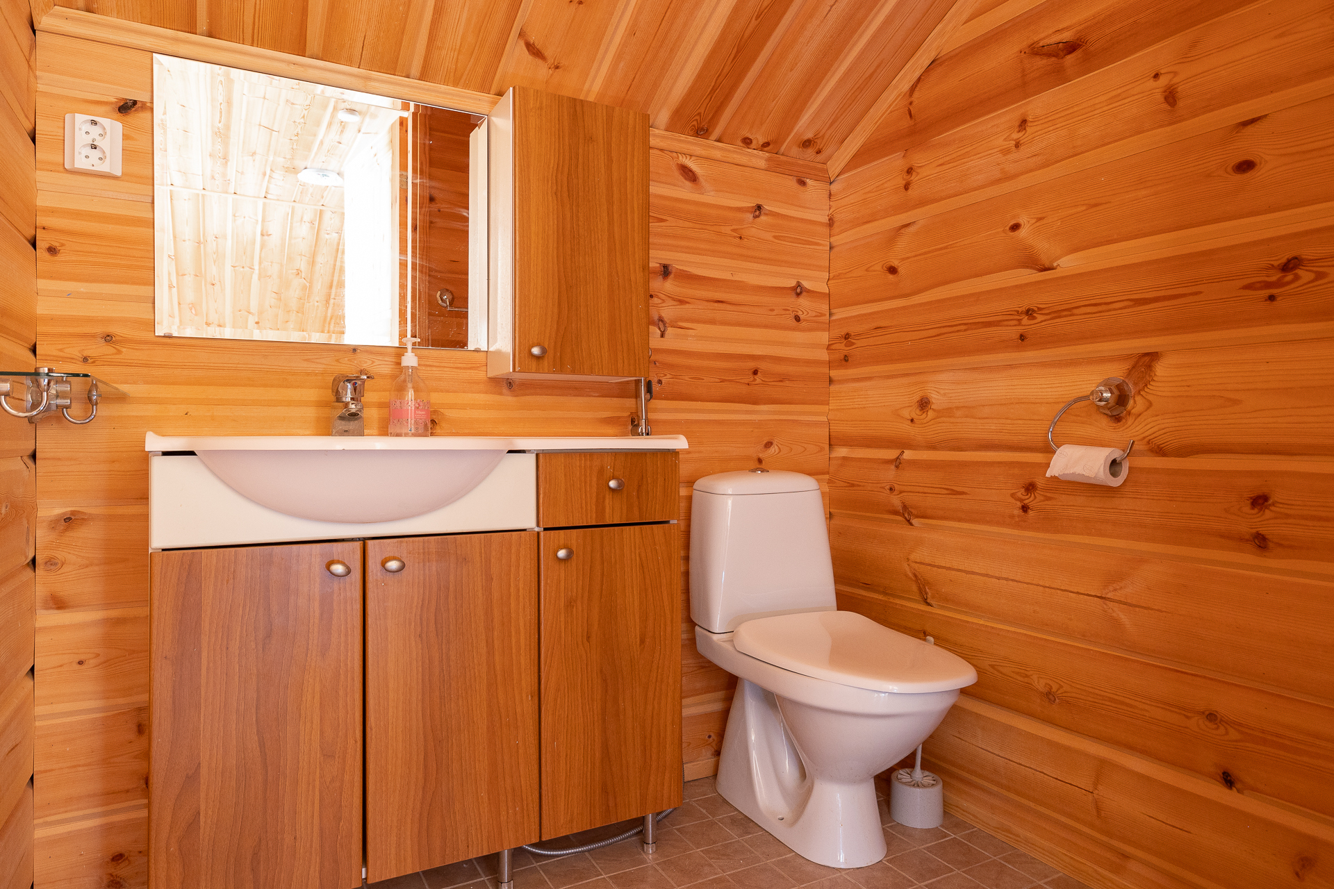 erillis wc