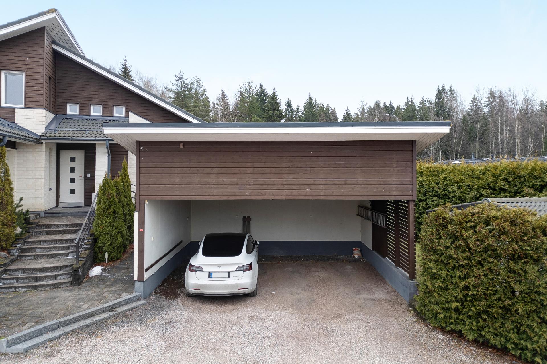 Rakuunanpiha 12, Laaksolahti, Espoo