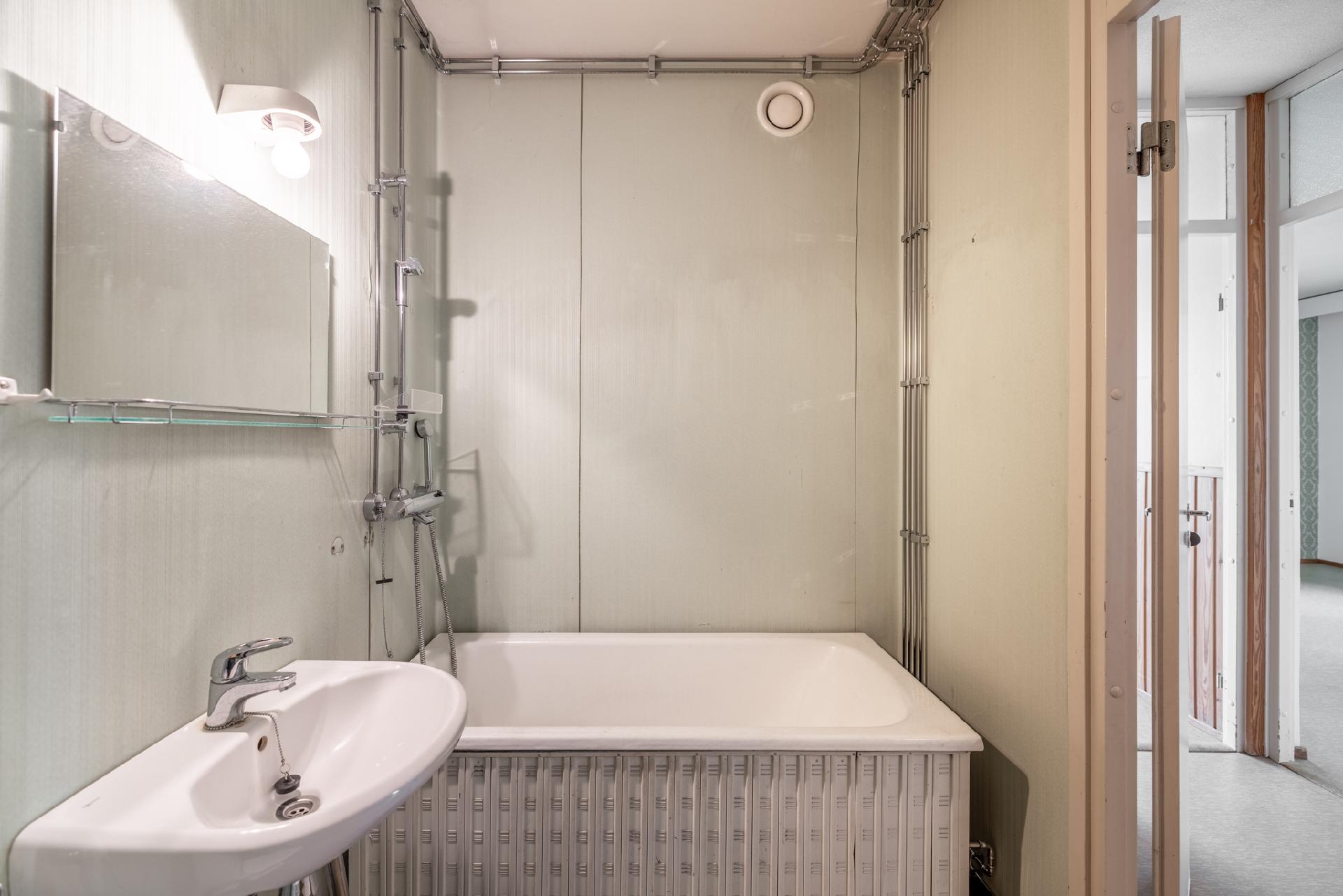 Jallentie 1, Keskusta, Juva