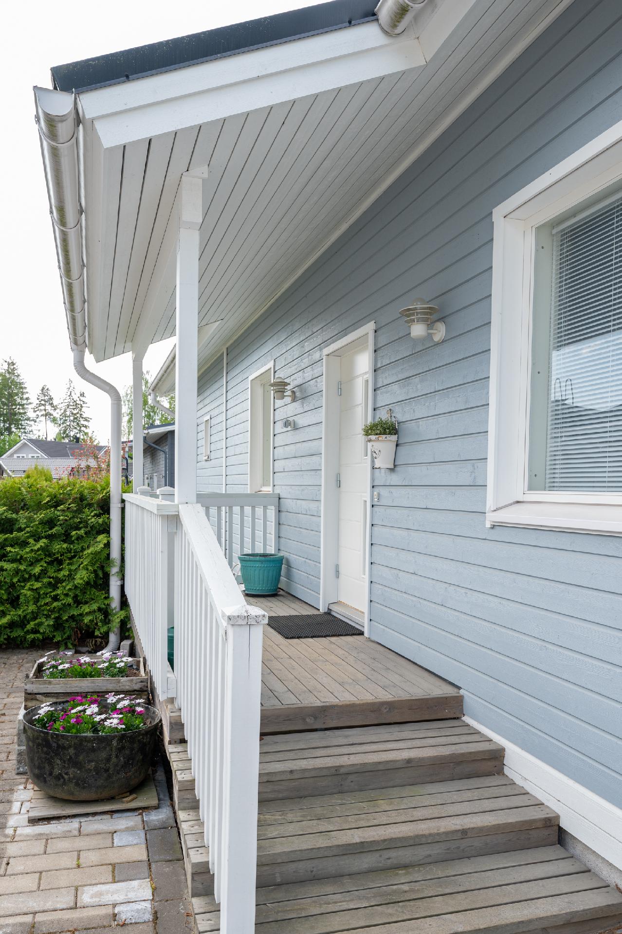 Miekkamiehentie 4, Kannisto, Vantaa