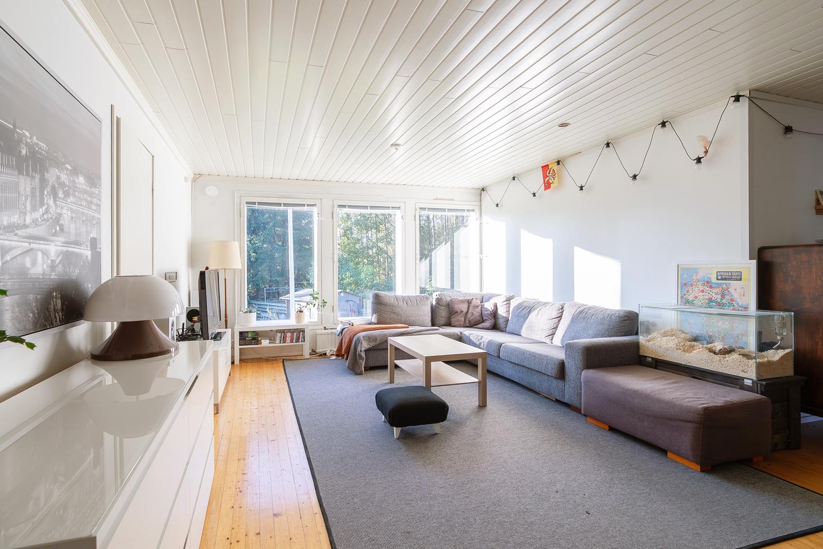 Riihikalliontie 2, Riihikallio, Tuusula