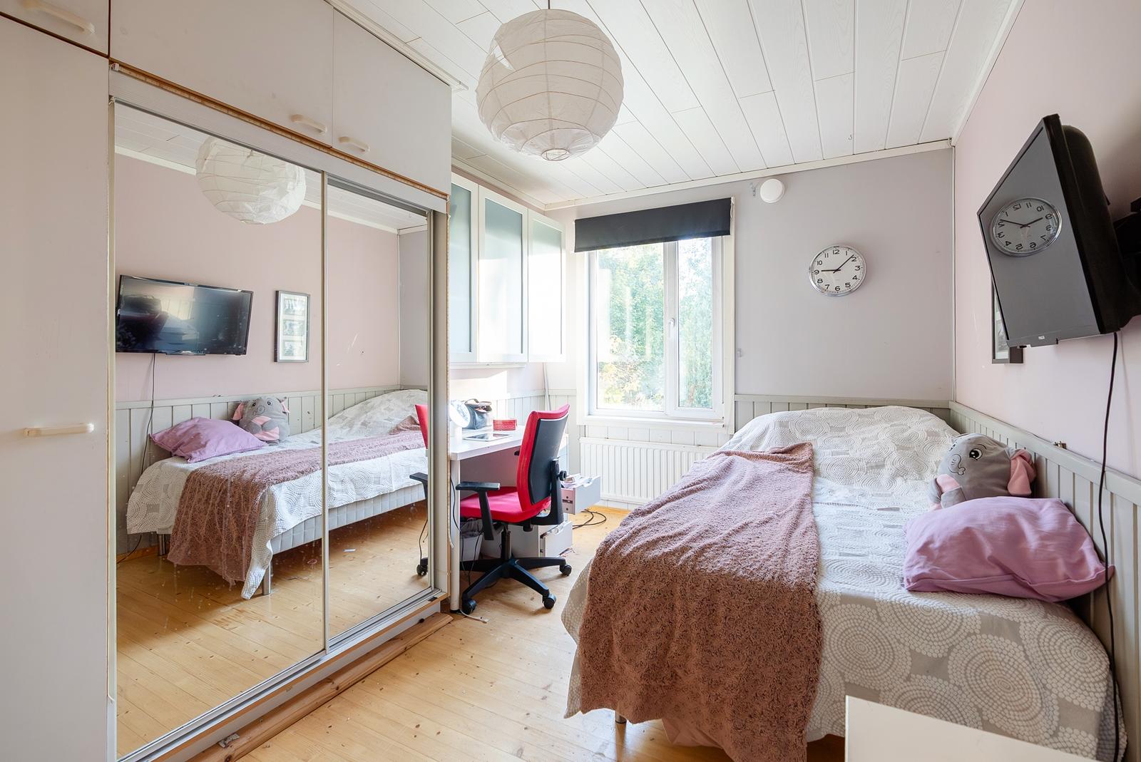 Riihikalliontie 2, Riihikallio, Tuusula