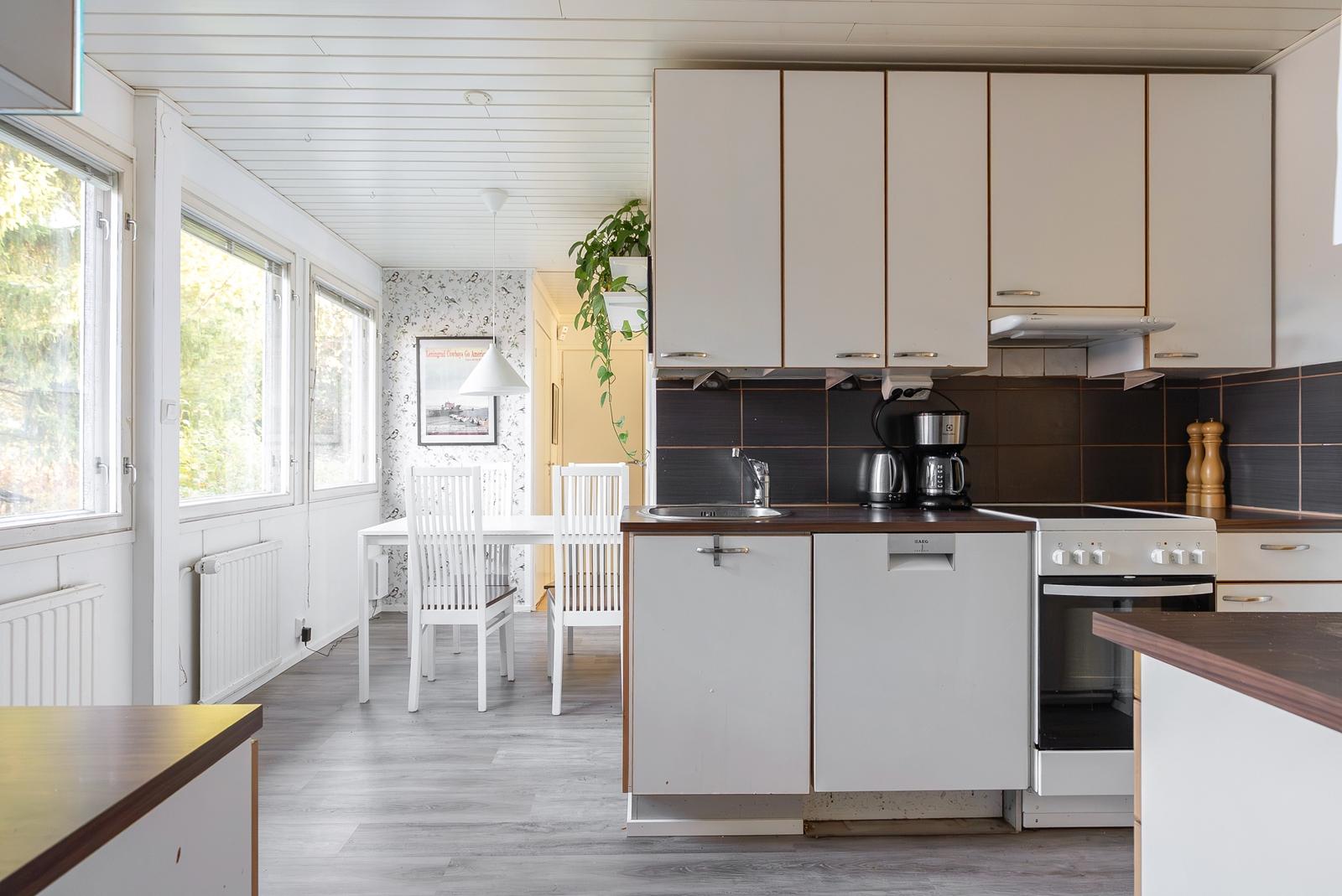 Riihikalliontie 2, Riihikallio, Tuusula