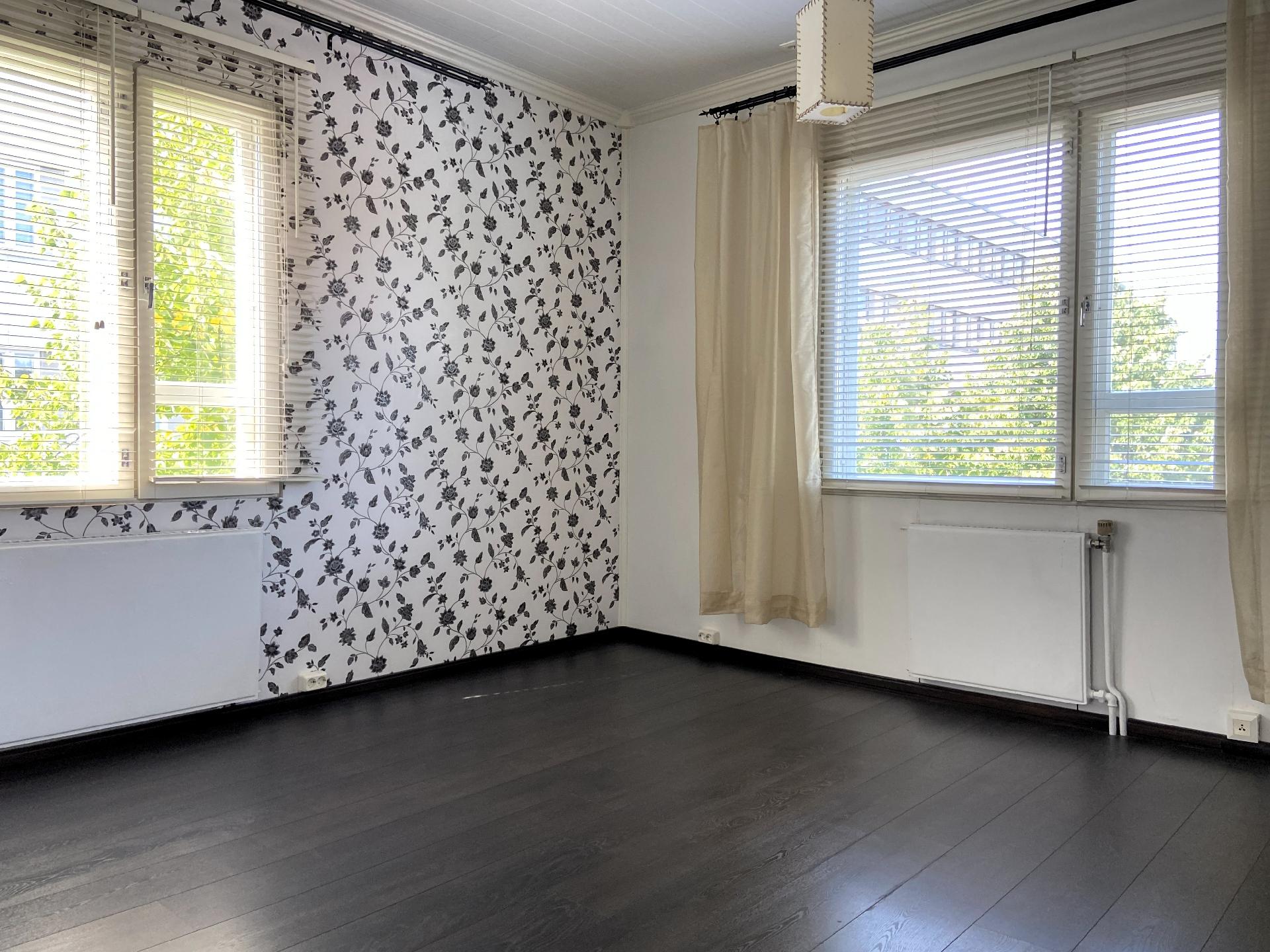 Keskikatu 14, Keskusta, Kouvola