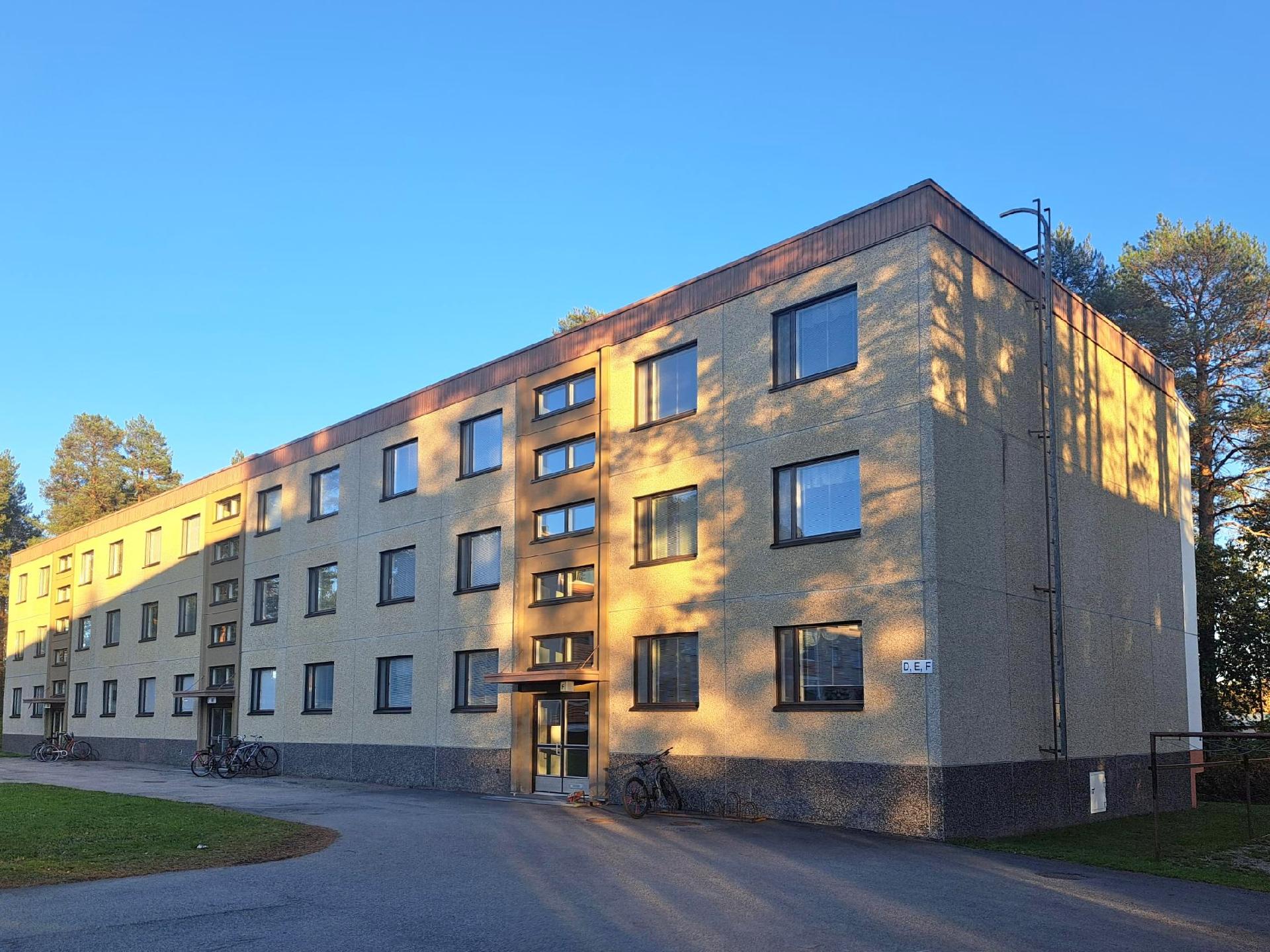 Kanervatie 1, Lehtikangas, Kajaani