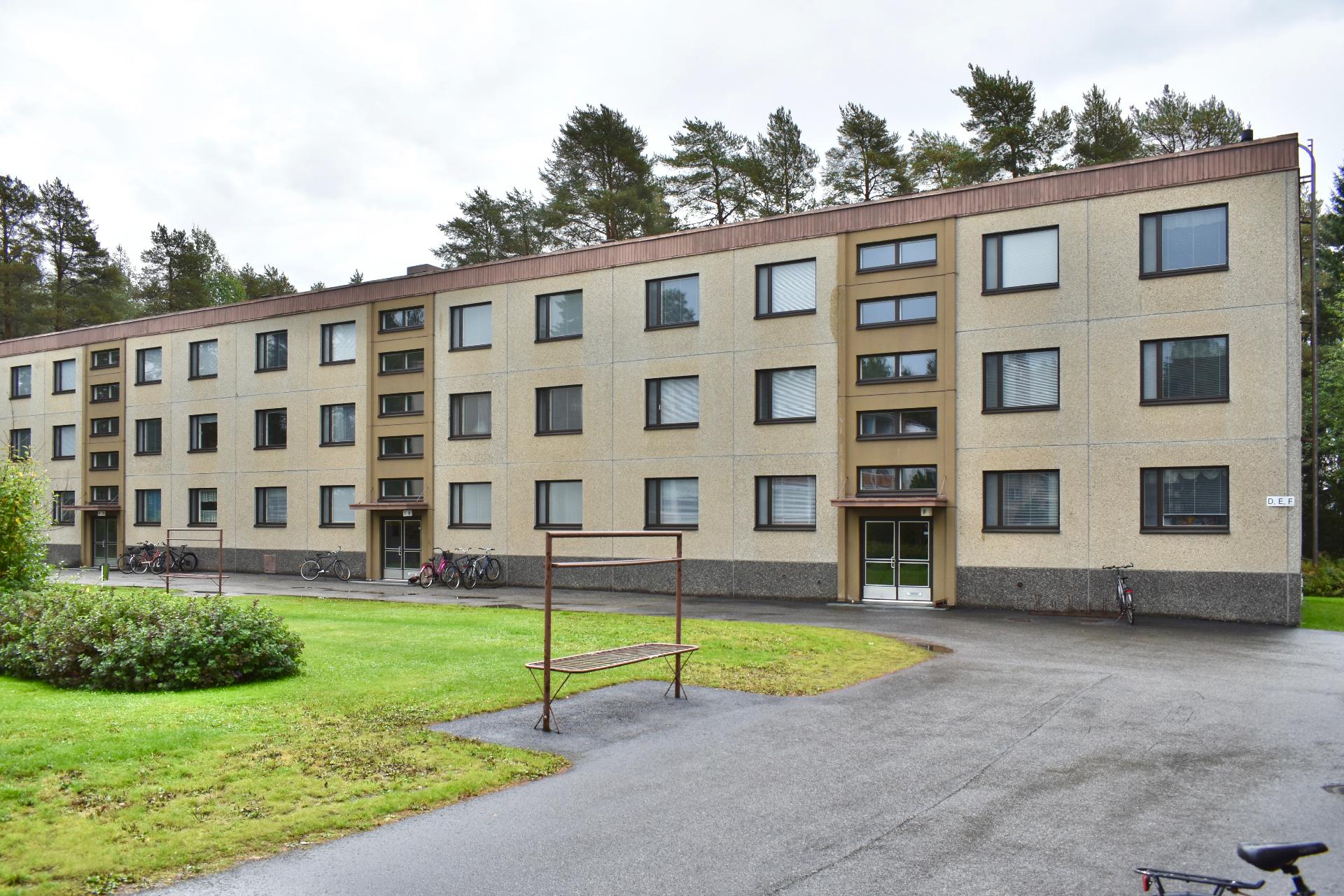 Kanervatie 1, Lehtikangas, Kajaani