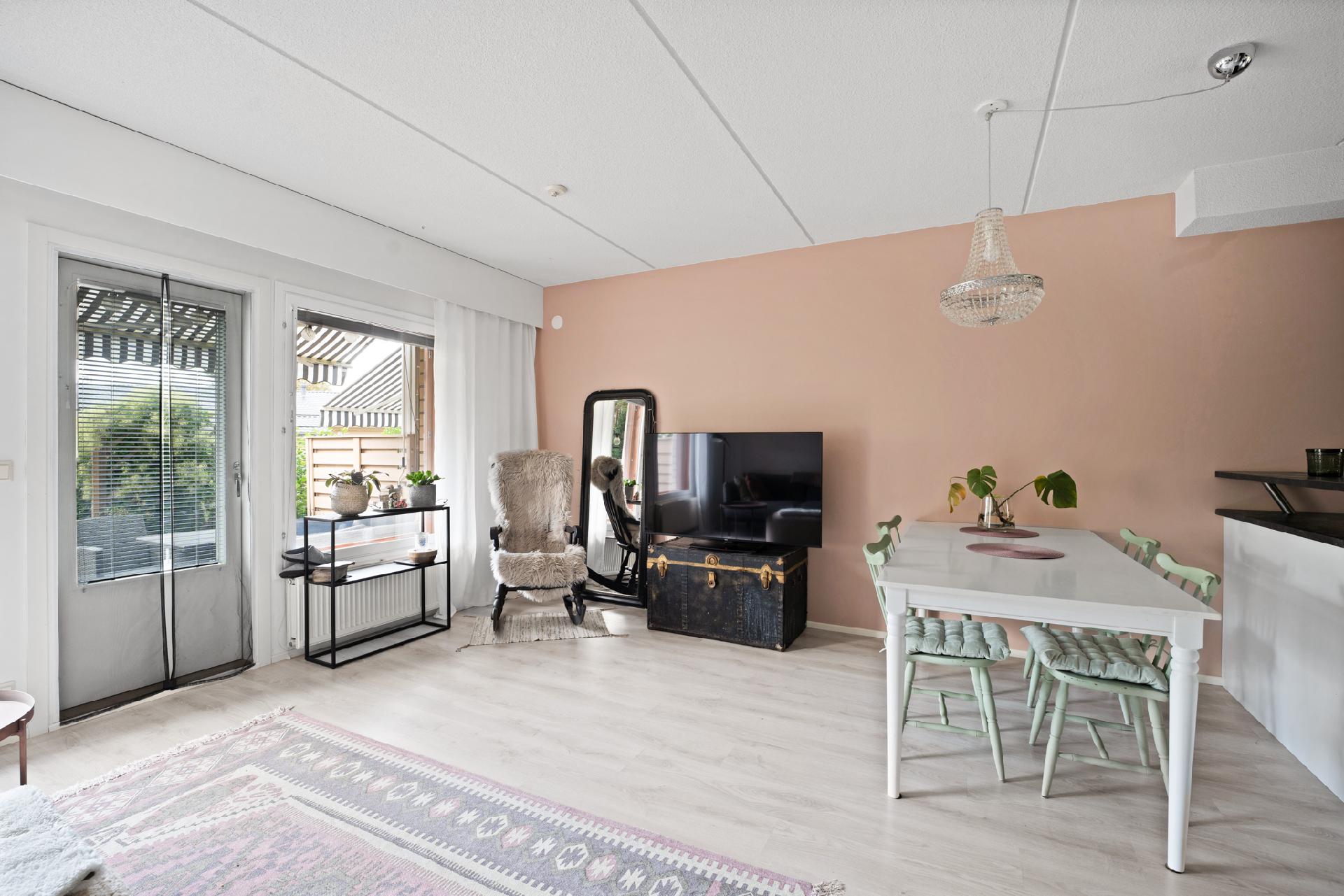 Nuolikuja 24, Mäyrävuori, Kangasala