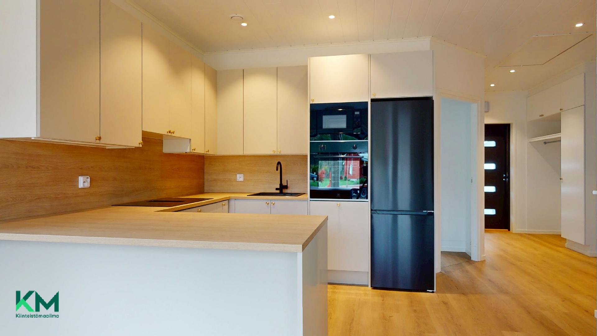 Ahlinmäki 3, Kvevlax, Mustasaari