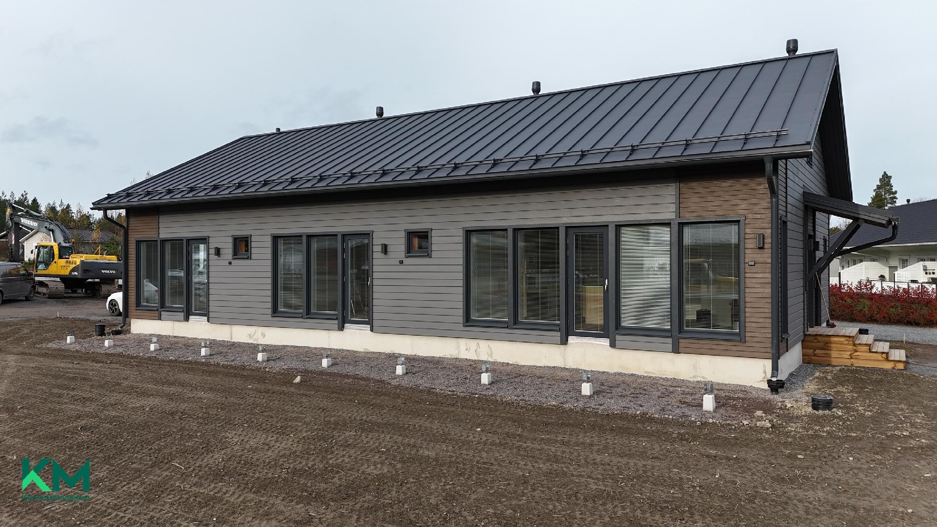 Ahlinmäki 3, Kvevlax, Mustasaari