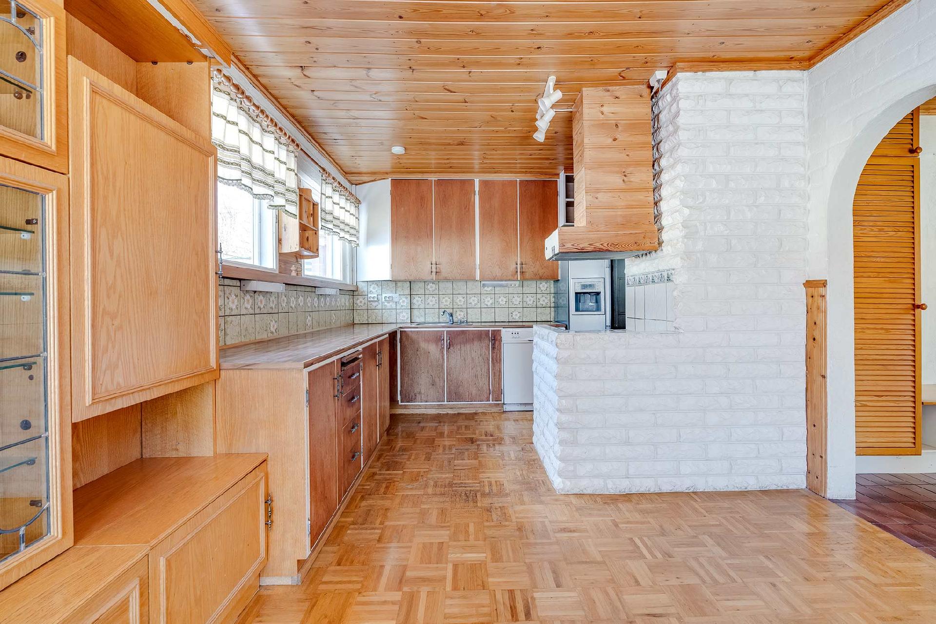 Vuorenahteentie 9, Vuorentausta, Ylöjärvi