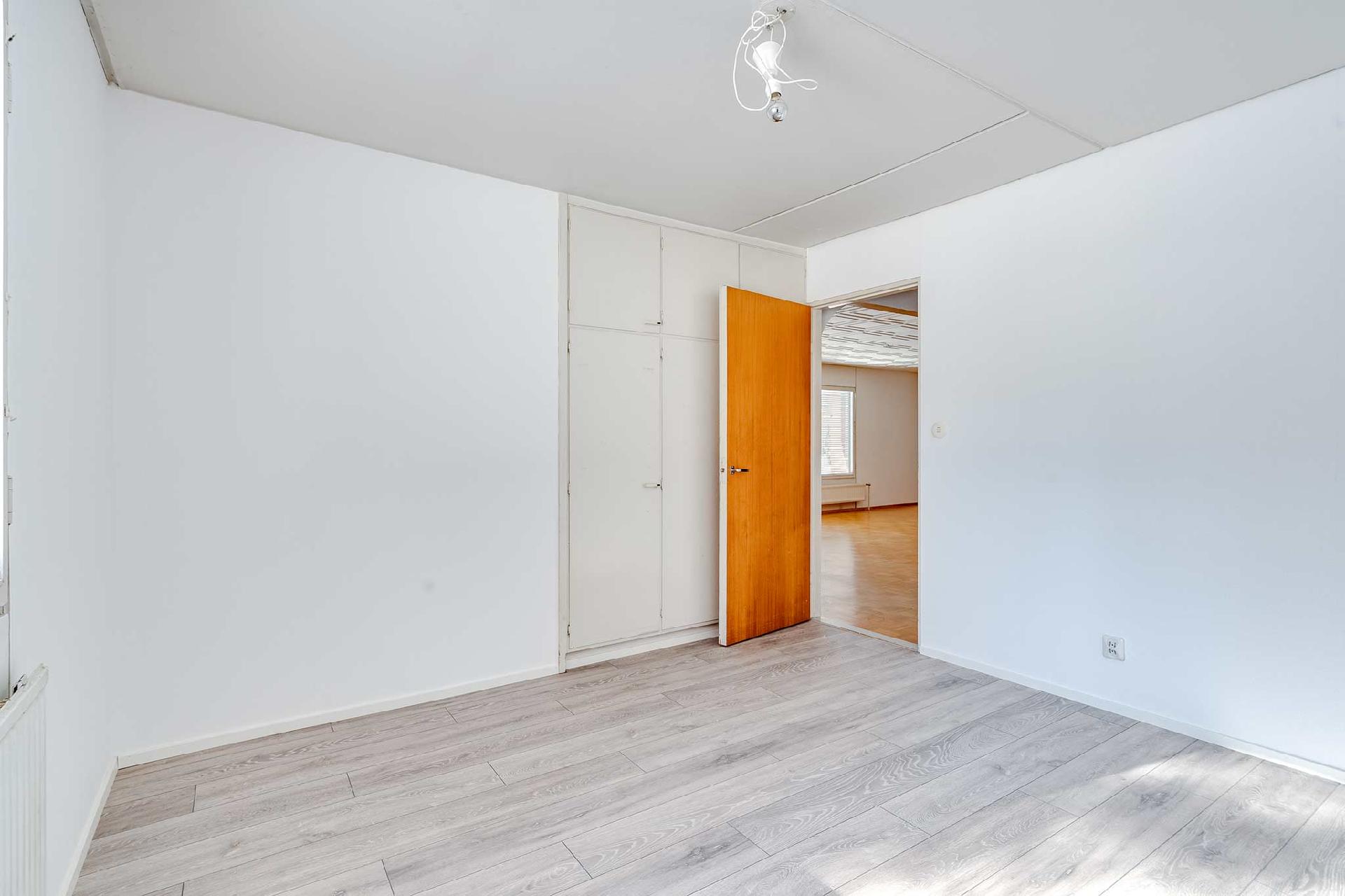 Vuorenahteentie 9, Vuorentausta, Ylöjärvi