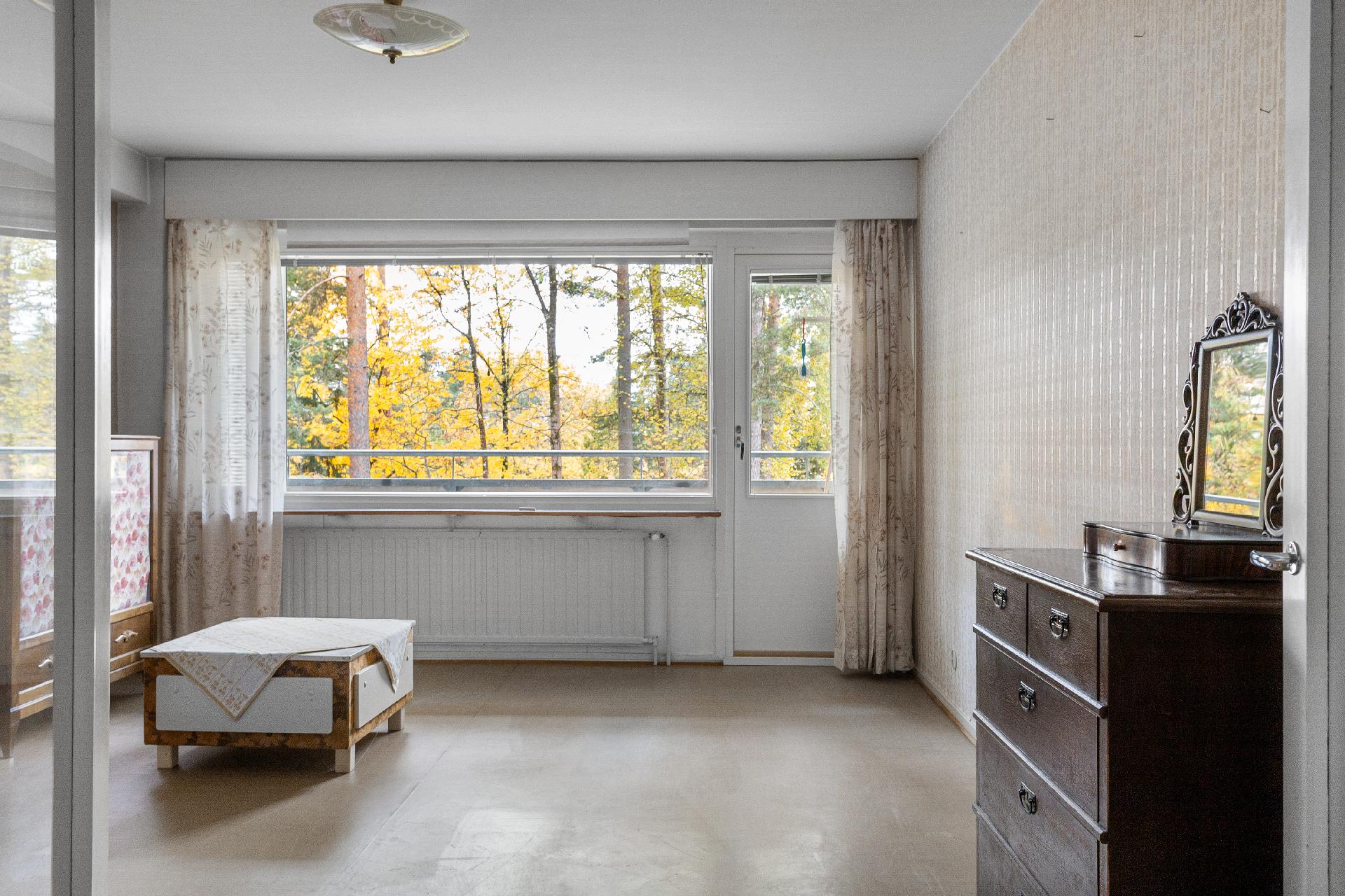 Petäjätie 4, Pikku-Palomäki, Kouvola