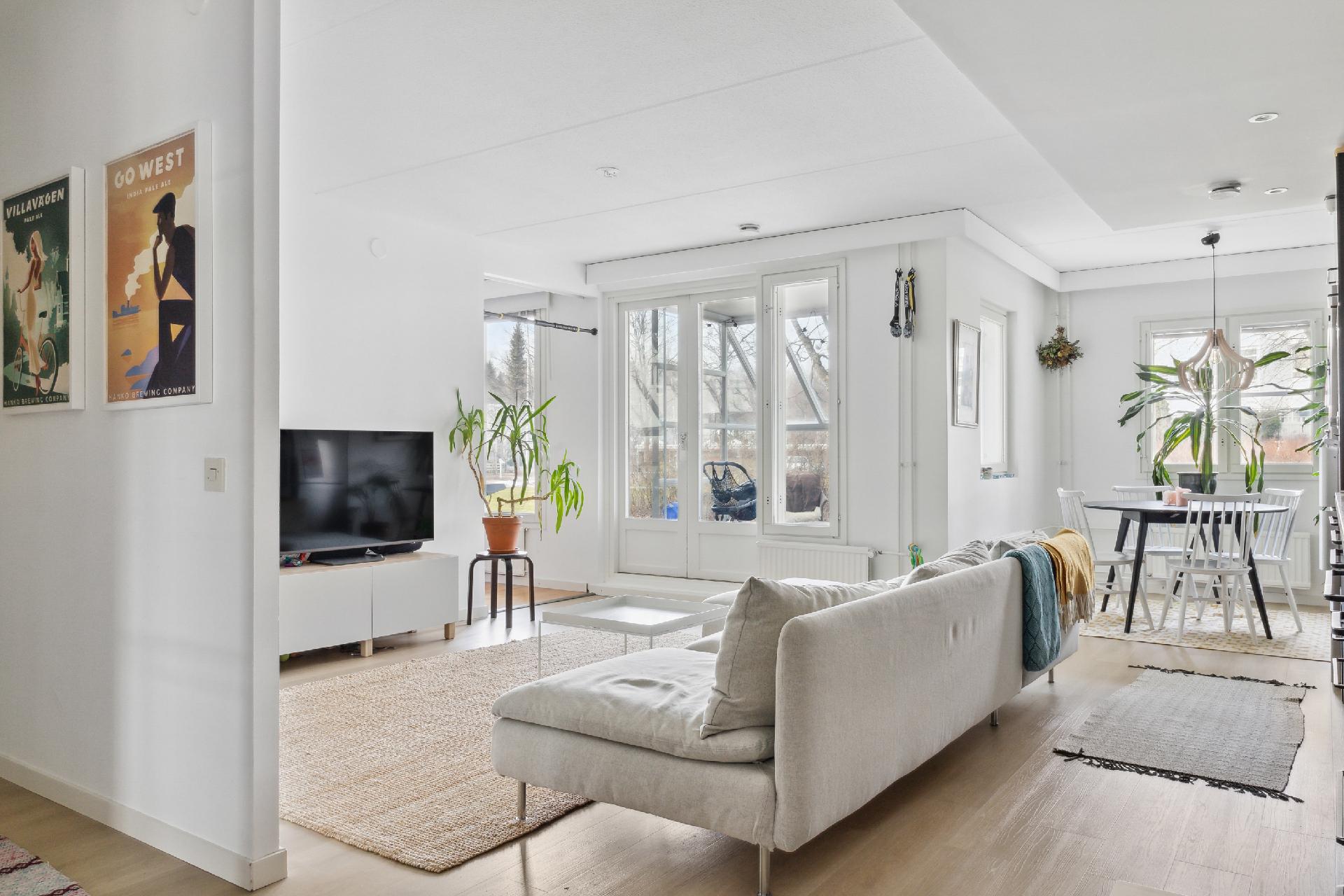 Kalevanvainio 4, Tapiola, Espoo