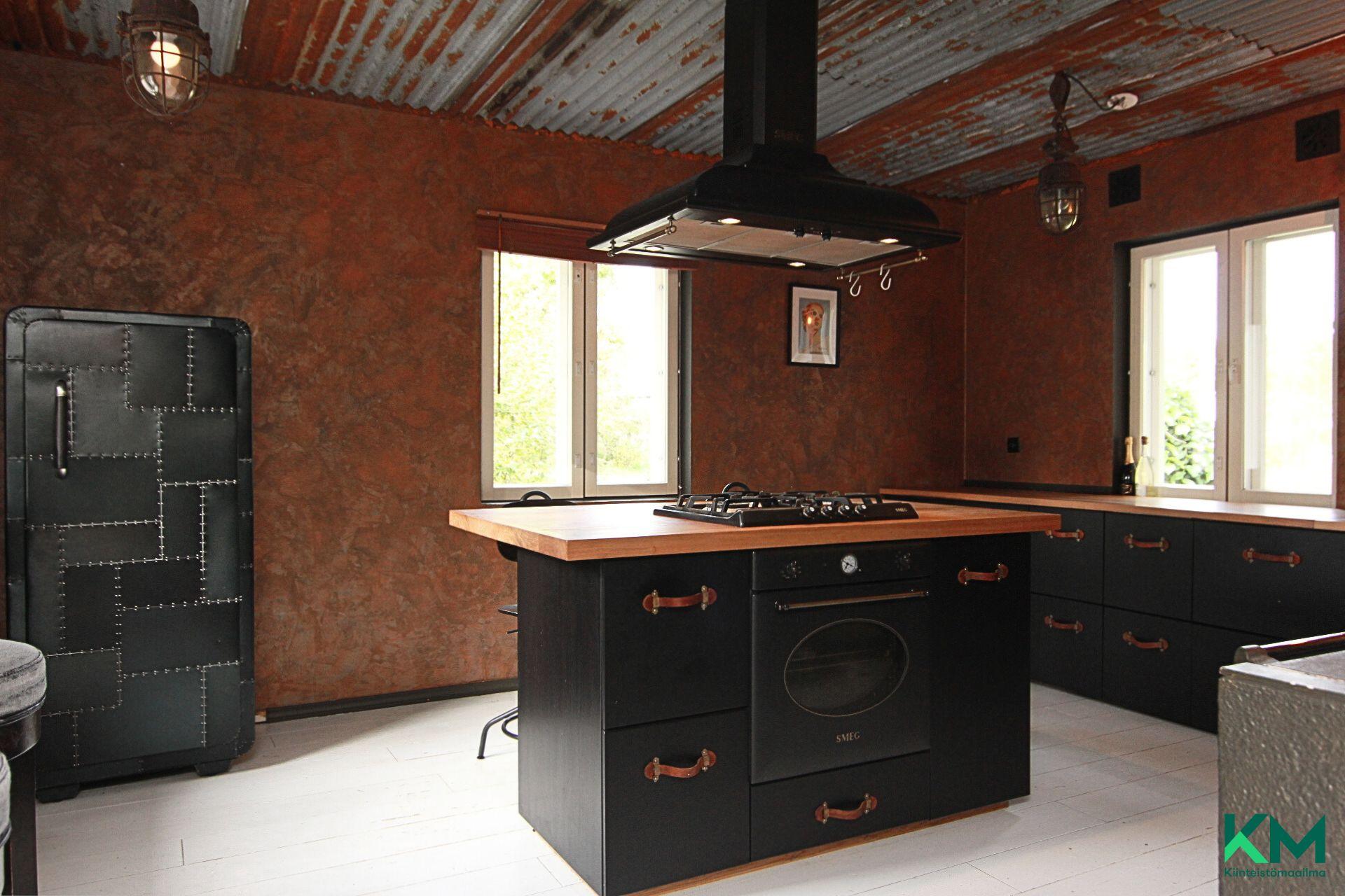 Oksatie 4, Korkeakoski, Juupajoki