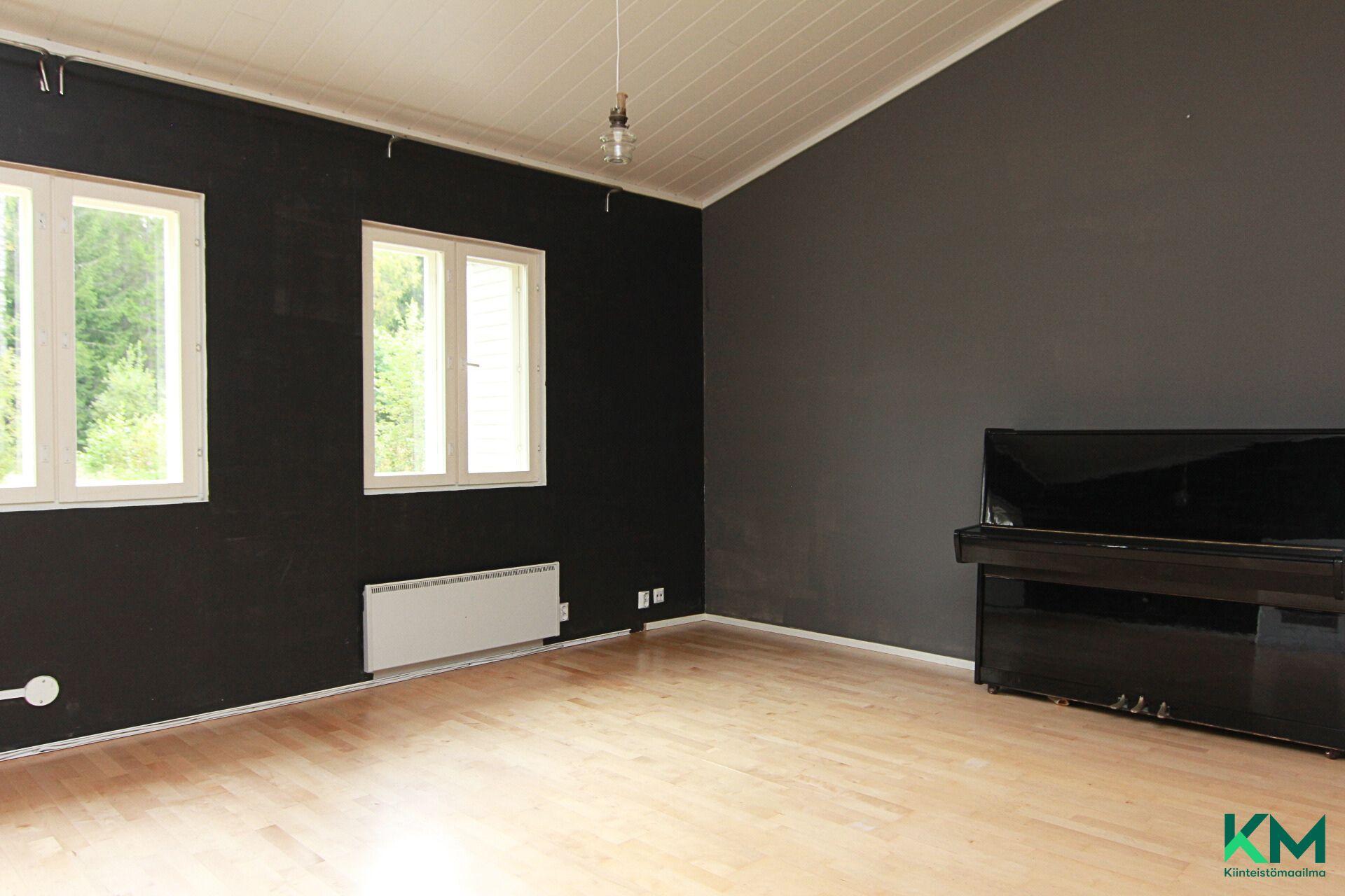 Oksatie 4, Korkeakoski, Juupajoki