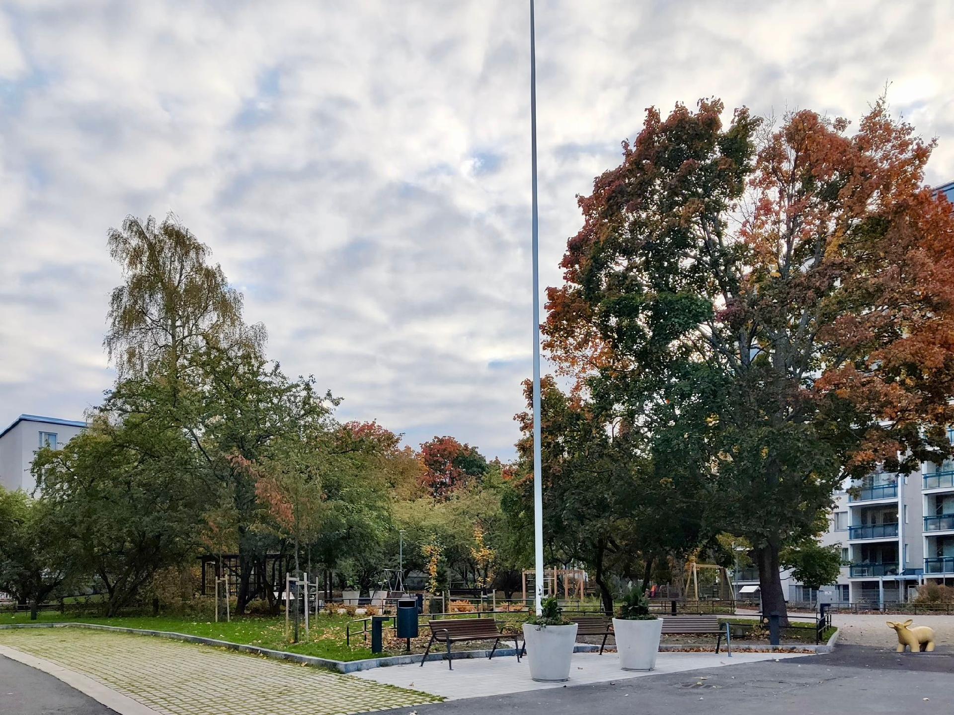 Vattuniemenkatu 16b, Lauttasaari, Helsinki