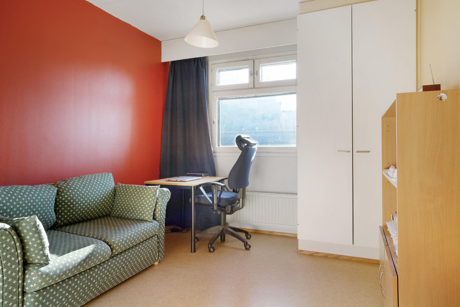 Puustellintie 4, Malminkartano, Helsinki