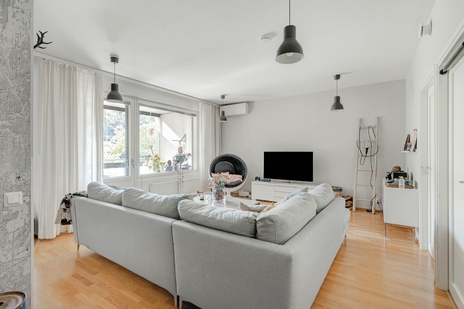 Maustetehtaankatu 9, Aurinkolahti, Helsinki