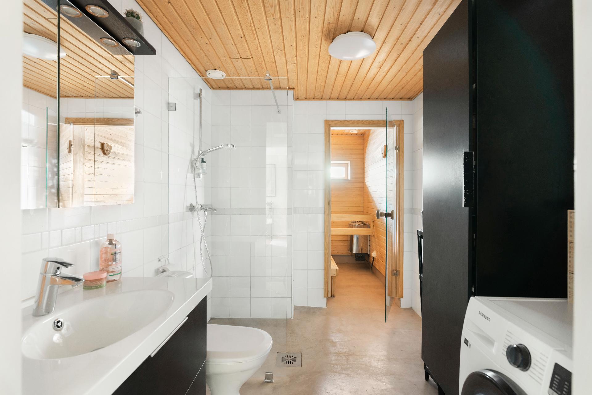 Maustetehtaankatu 9, Aurinkolahti, Helsinki