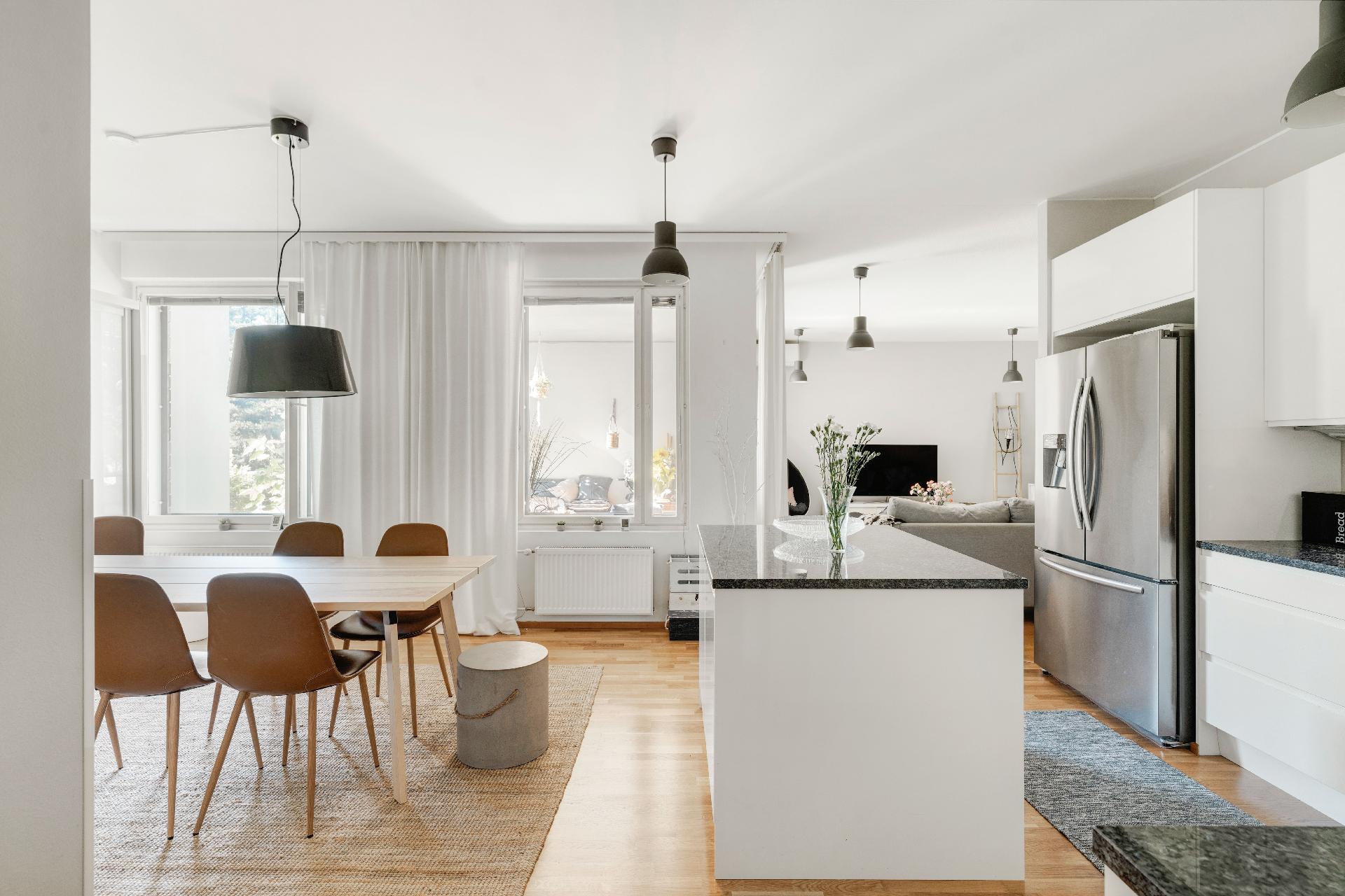 Maustetehtaankatu 9, Aurinkolahti, Helsinki