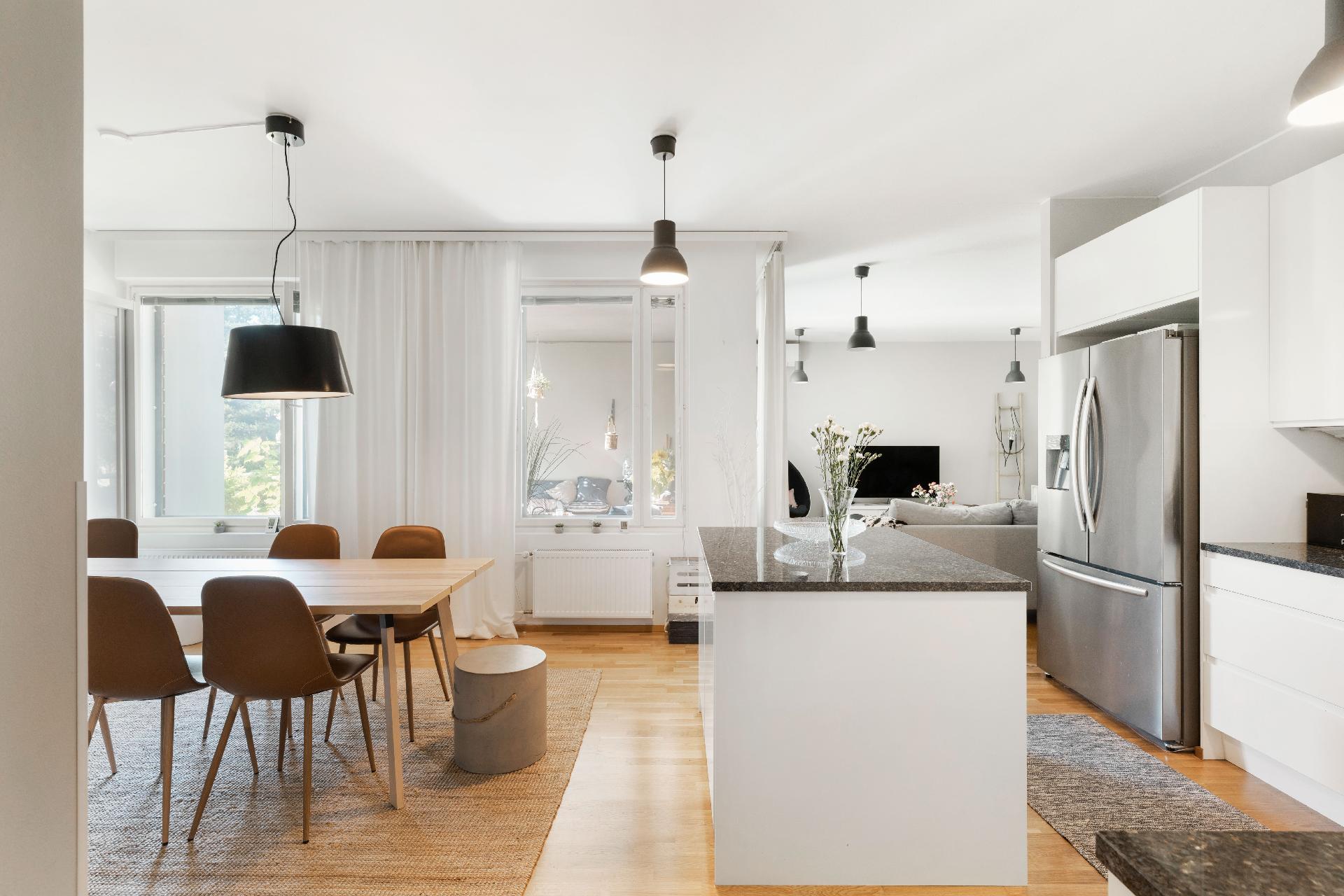 Maustetehtaankatu 9, Aurinkolahti, Helsinki