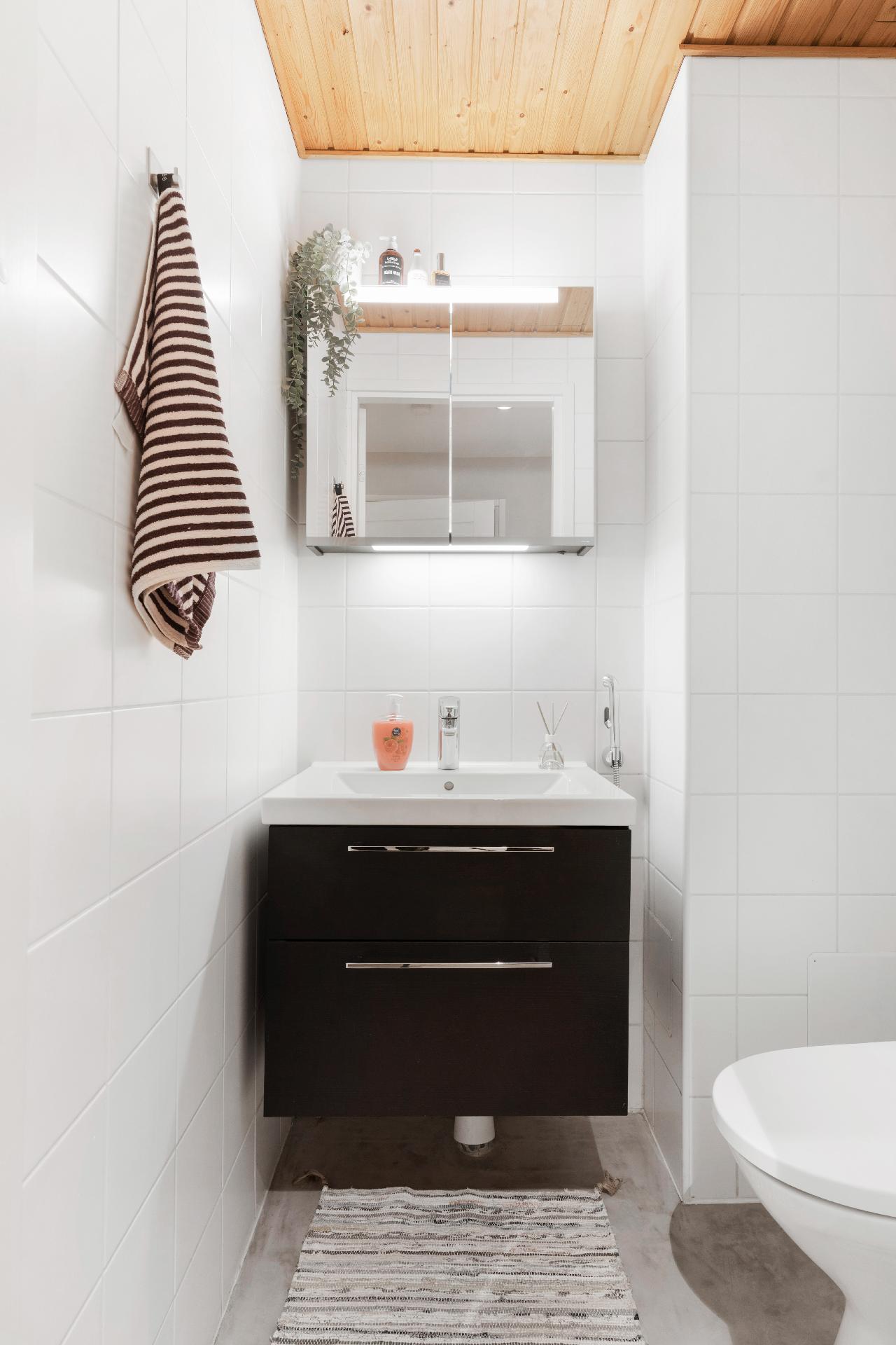 Maustetehtaankatu 9, Aurinkolahti, Helsinki