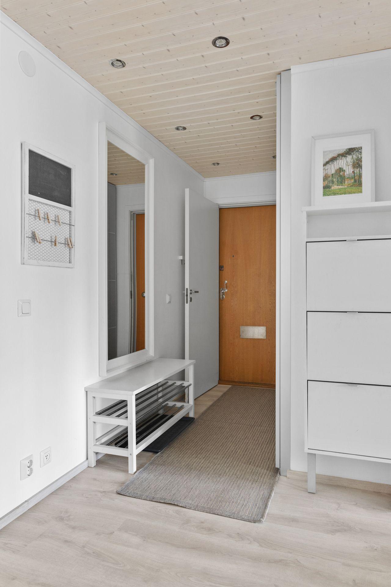 Kirjurinkuja 1, Perkkaa, Espoo