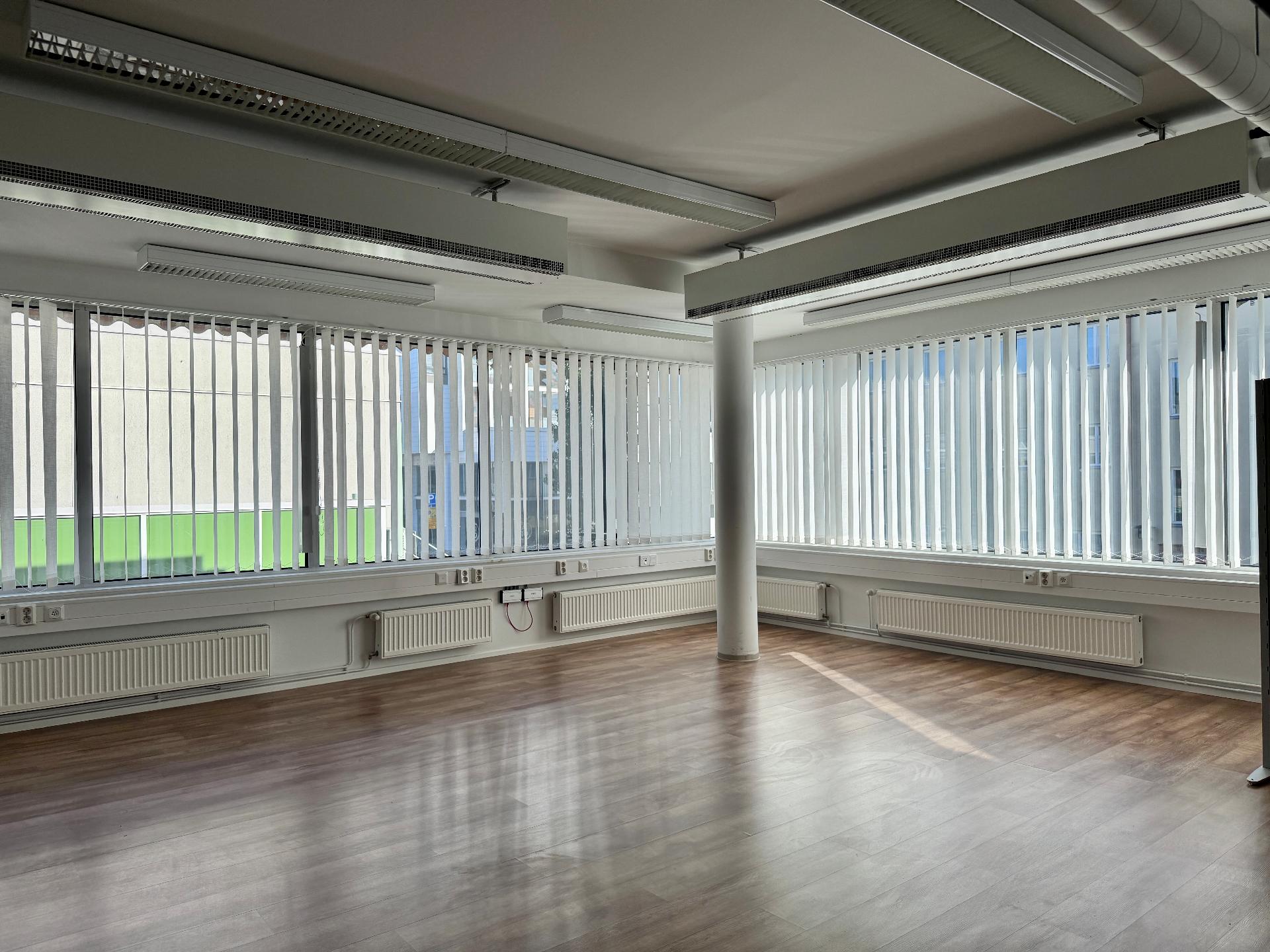 Keskikatu 4, Keskusta, Kouvola