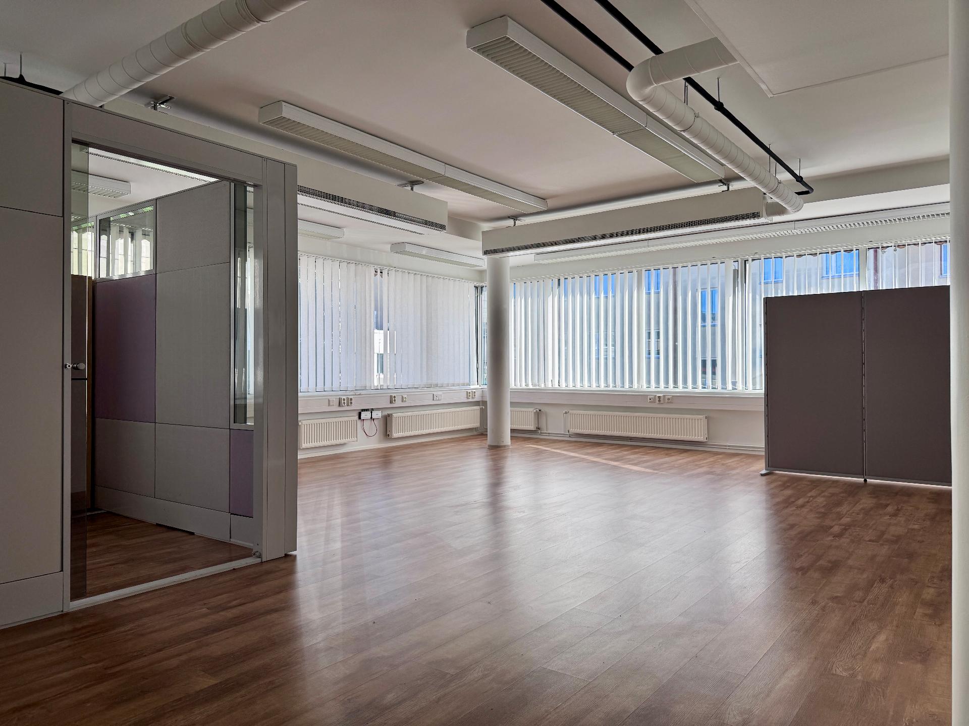 Keskikatu 4, Keskusta, Kouvola