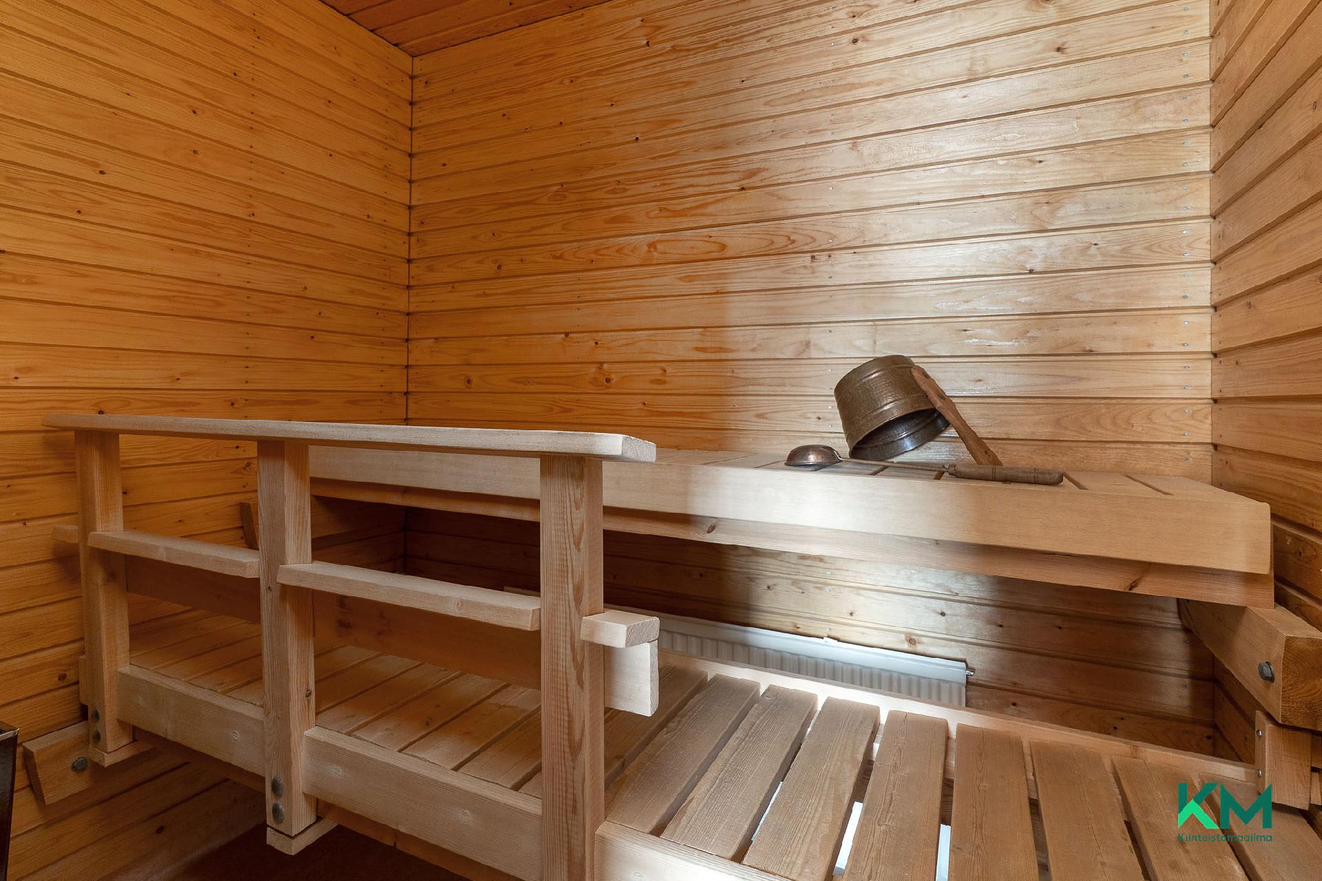 Lahtomäenkatu 4, Linnainmaa, Tampere