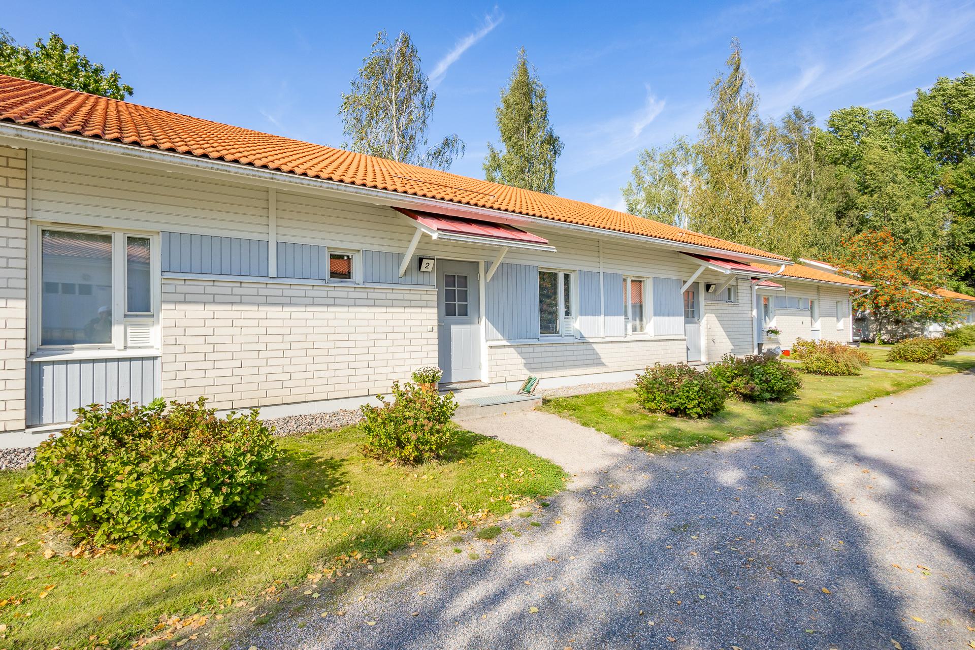 sisäänkäynnin puoli