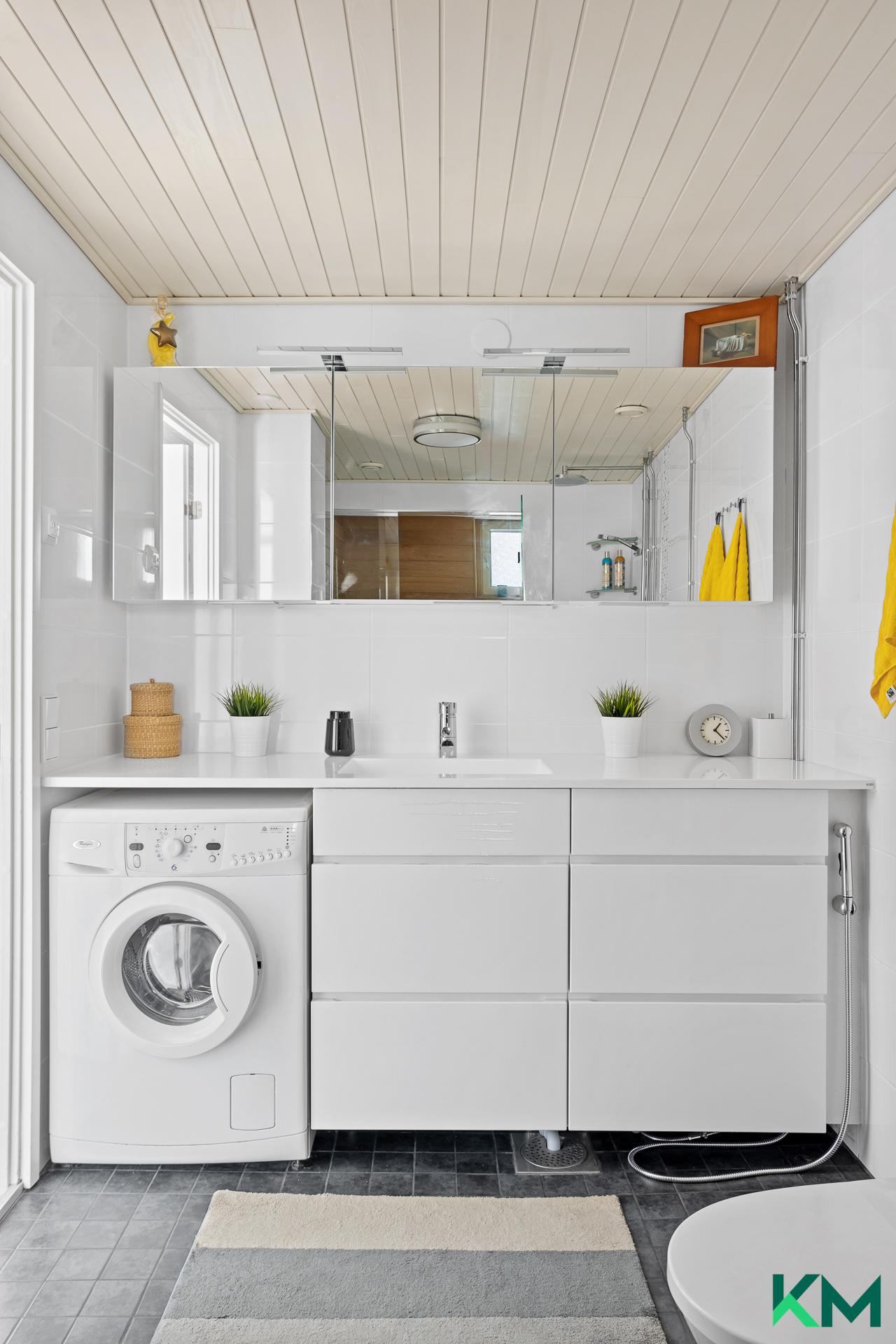 Ristiniementie 30, Laurinlahti, Espoo