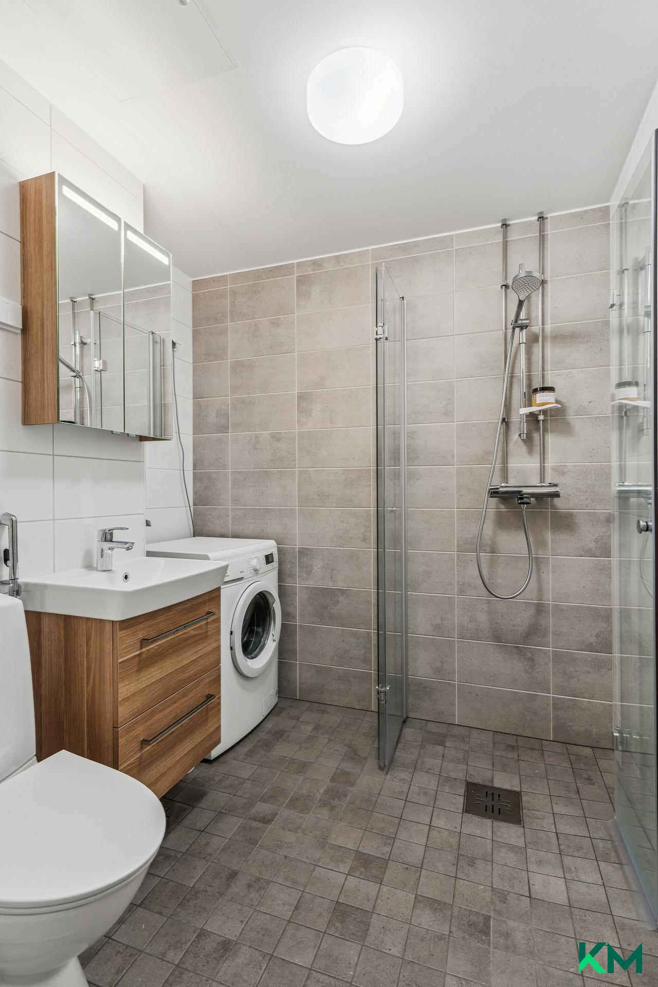 Linjasaneeraus juuri valmistunut