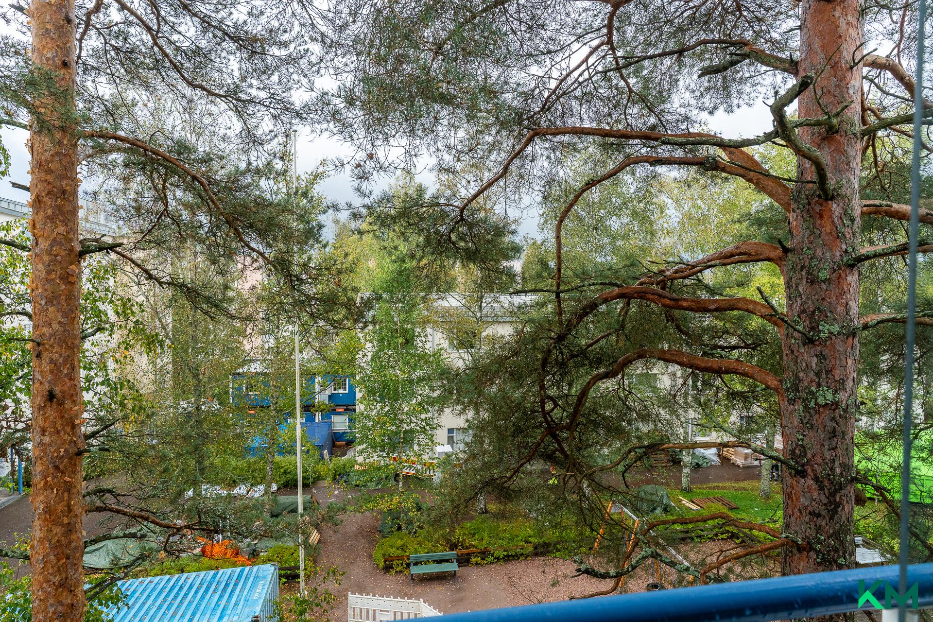 Laajavuorenrinne 5, Martinlaakso, Vantaa