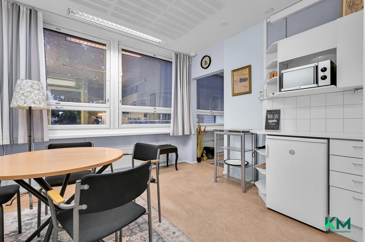 Raatihuoneentori 4, Tammisaari, Raasepori