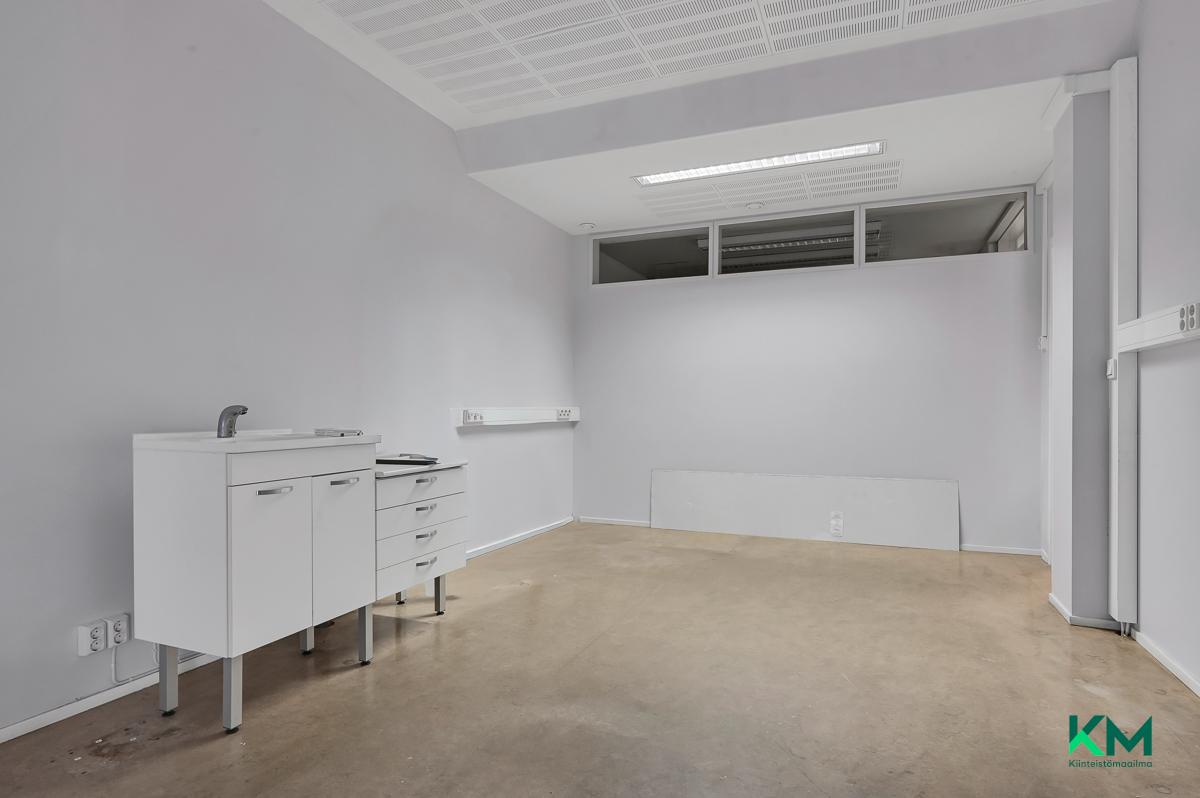 Raatihuoneentori 4, Tammisaari, Raasepori