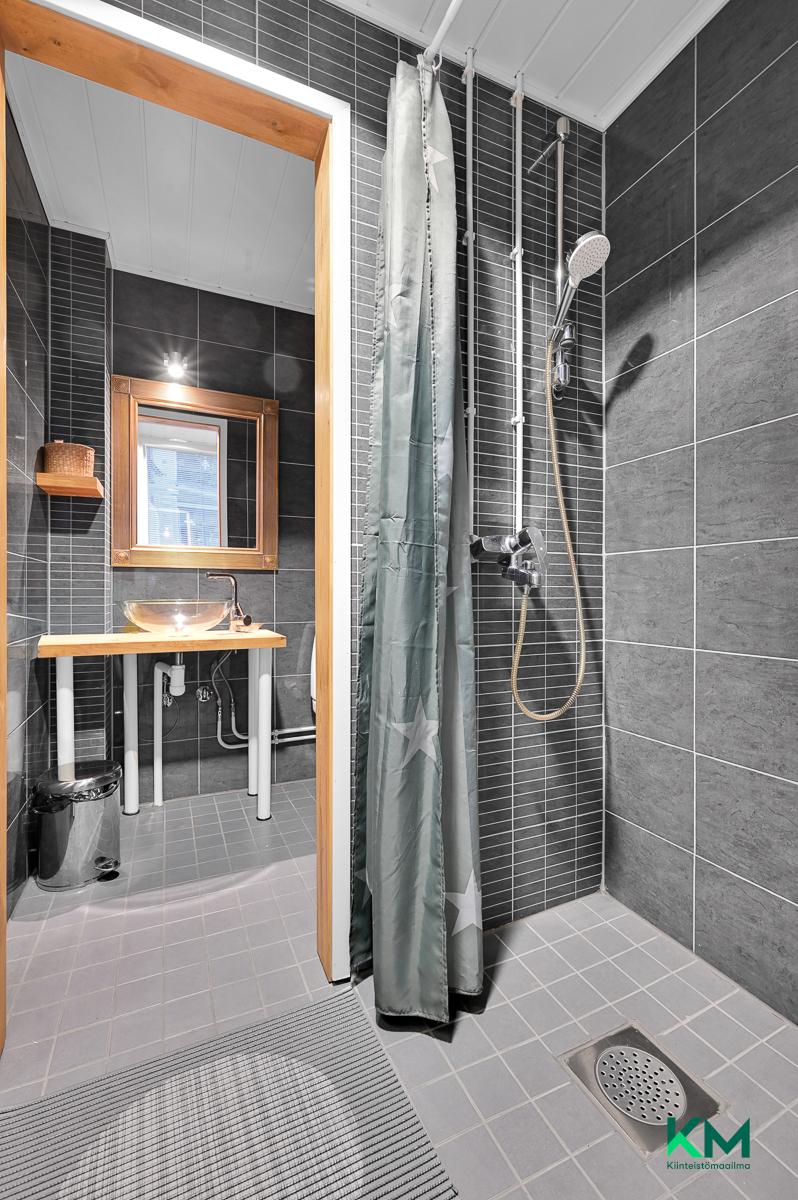 Raatihuoneentori 4, Tammisaari, Raasepori