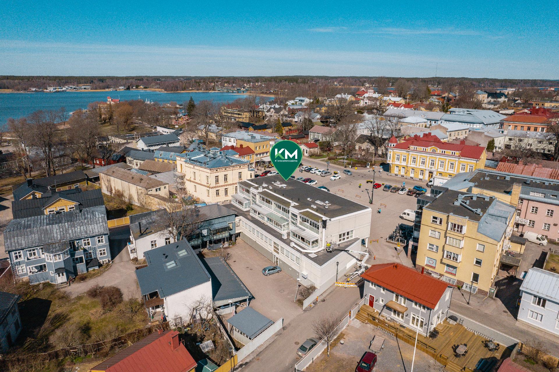 Raatihuoneentori 4, Tammisaari, Raasepori