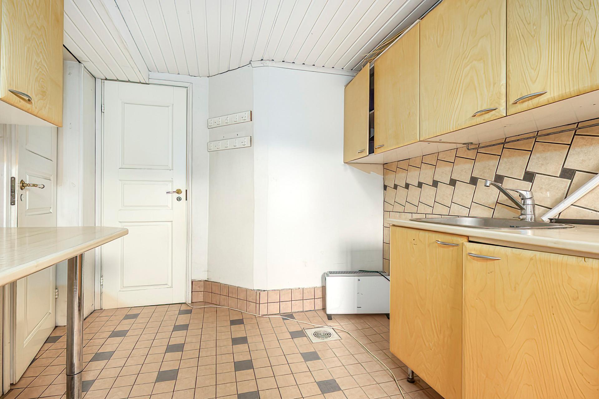 Hanskintie 18, Hyvinkäänkylä, Hyvinkää