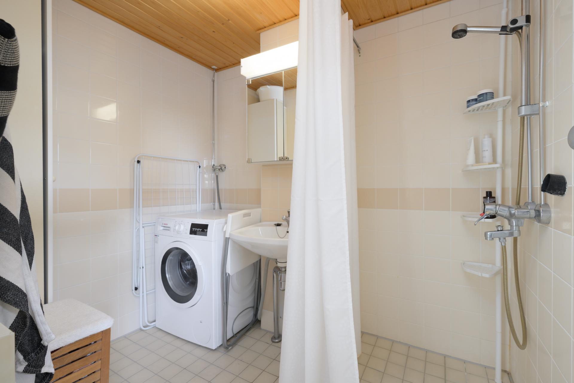 Antturintie 9, Kirkonkylä, Nurmijärvi