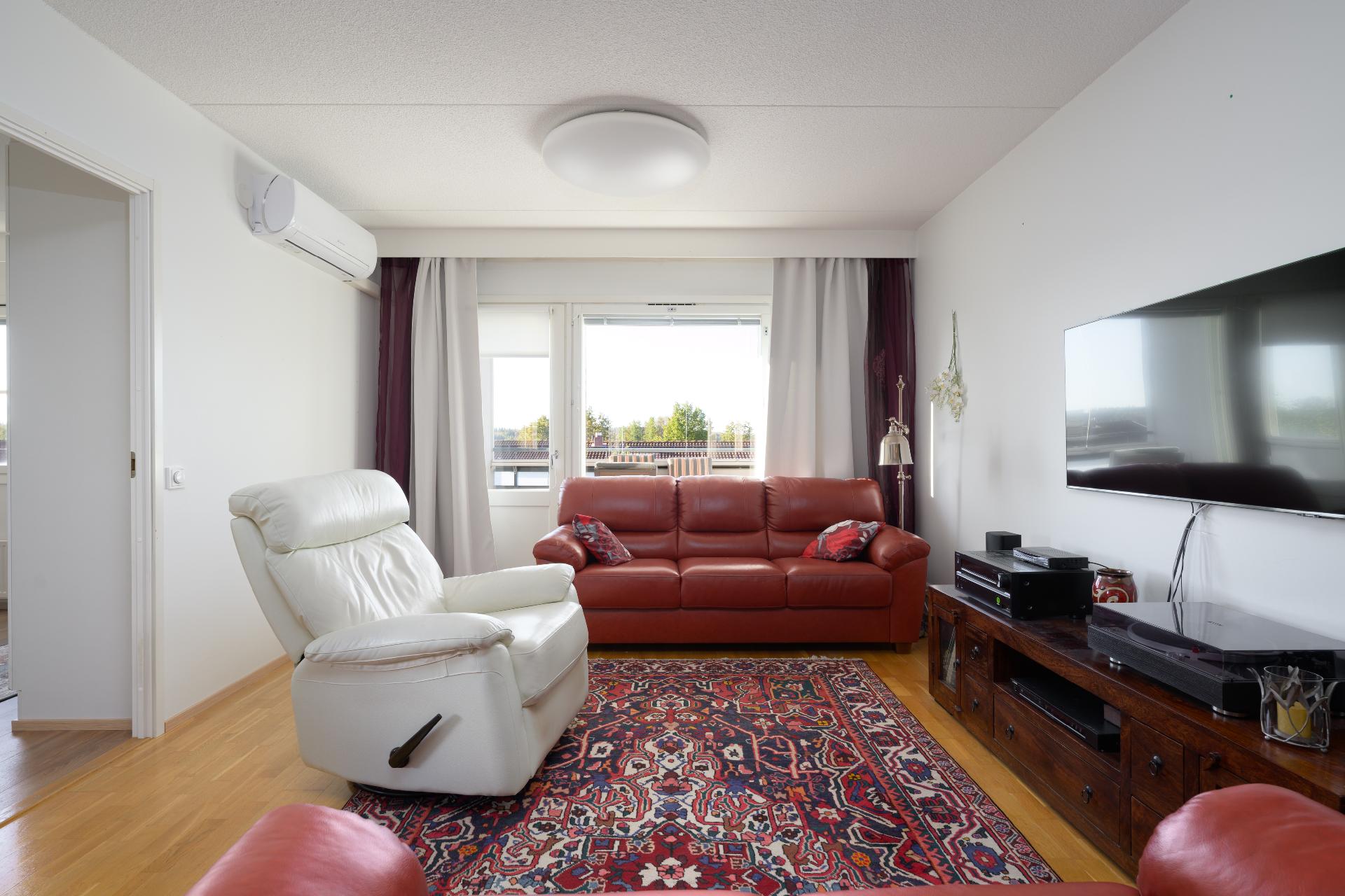 Antturintie 9, Kirkonkylä, Nurmijärvi