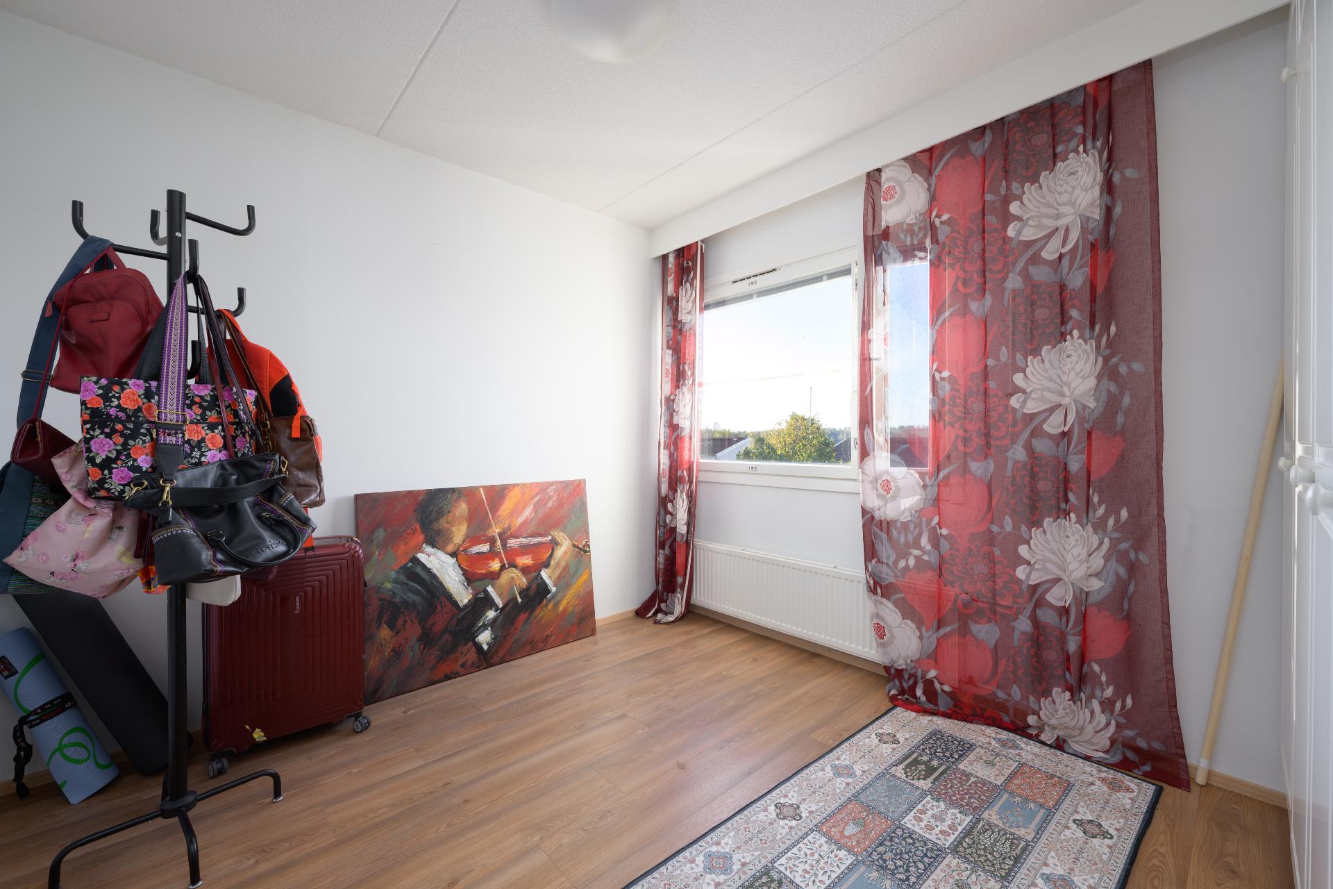 Antturintie 9, Kirkonkylä, Nurmijärvi