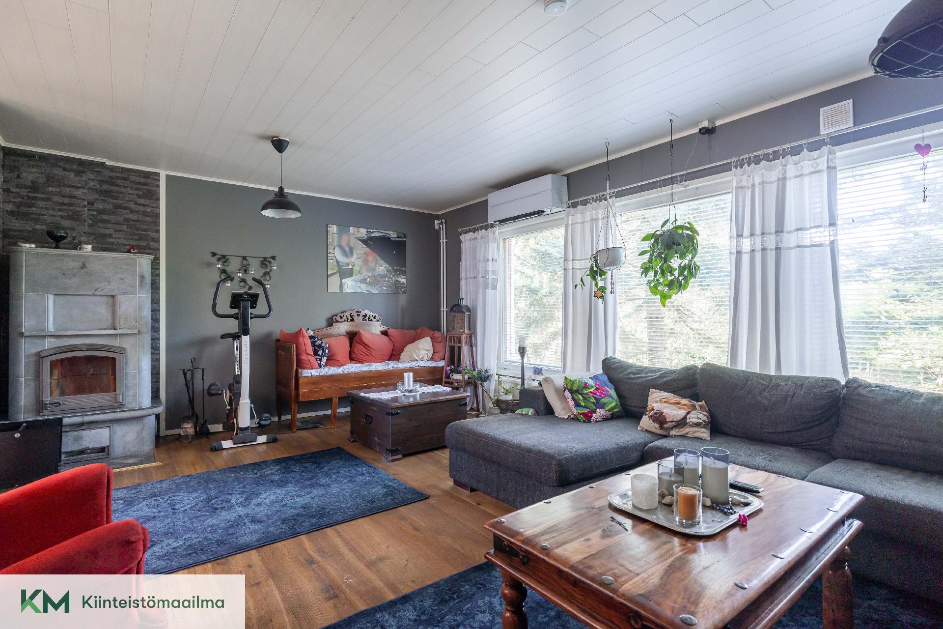 Varaava takka on uusittu 2012