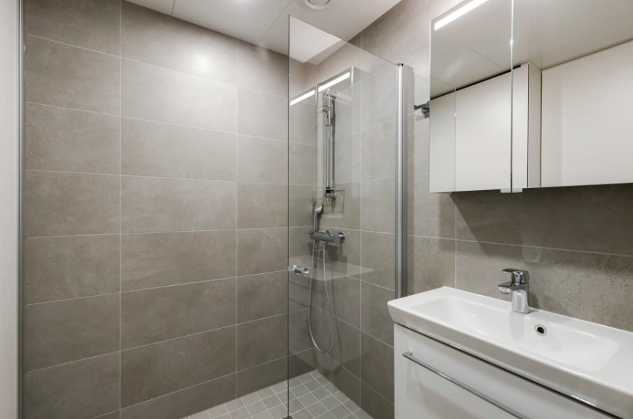 Maisemamaalauksenkatu 10 C 62, Kuninkaantammi, Helsinki